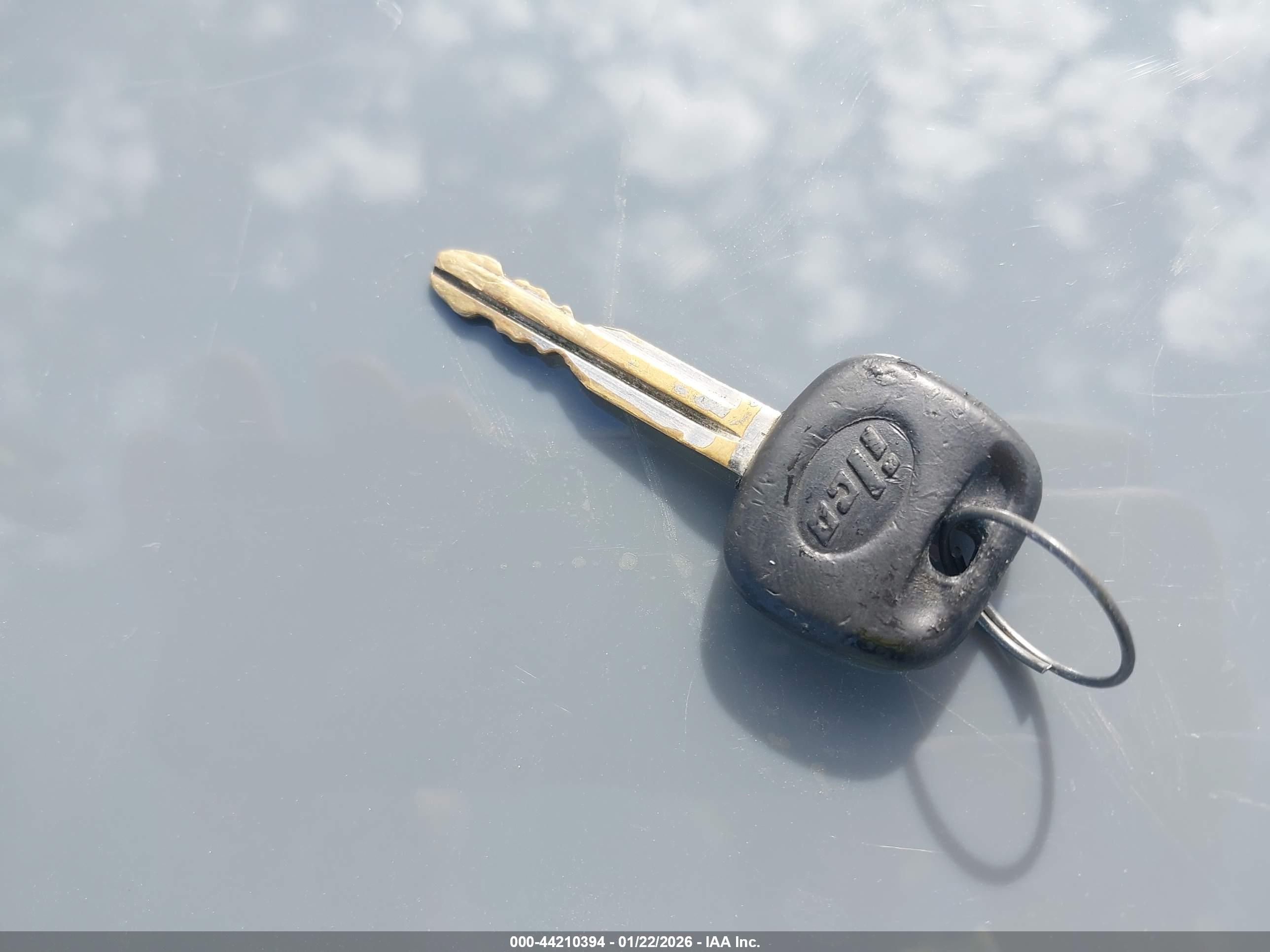 TOYOTA RAV4 image 11