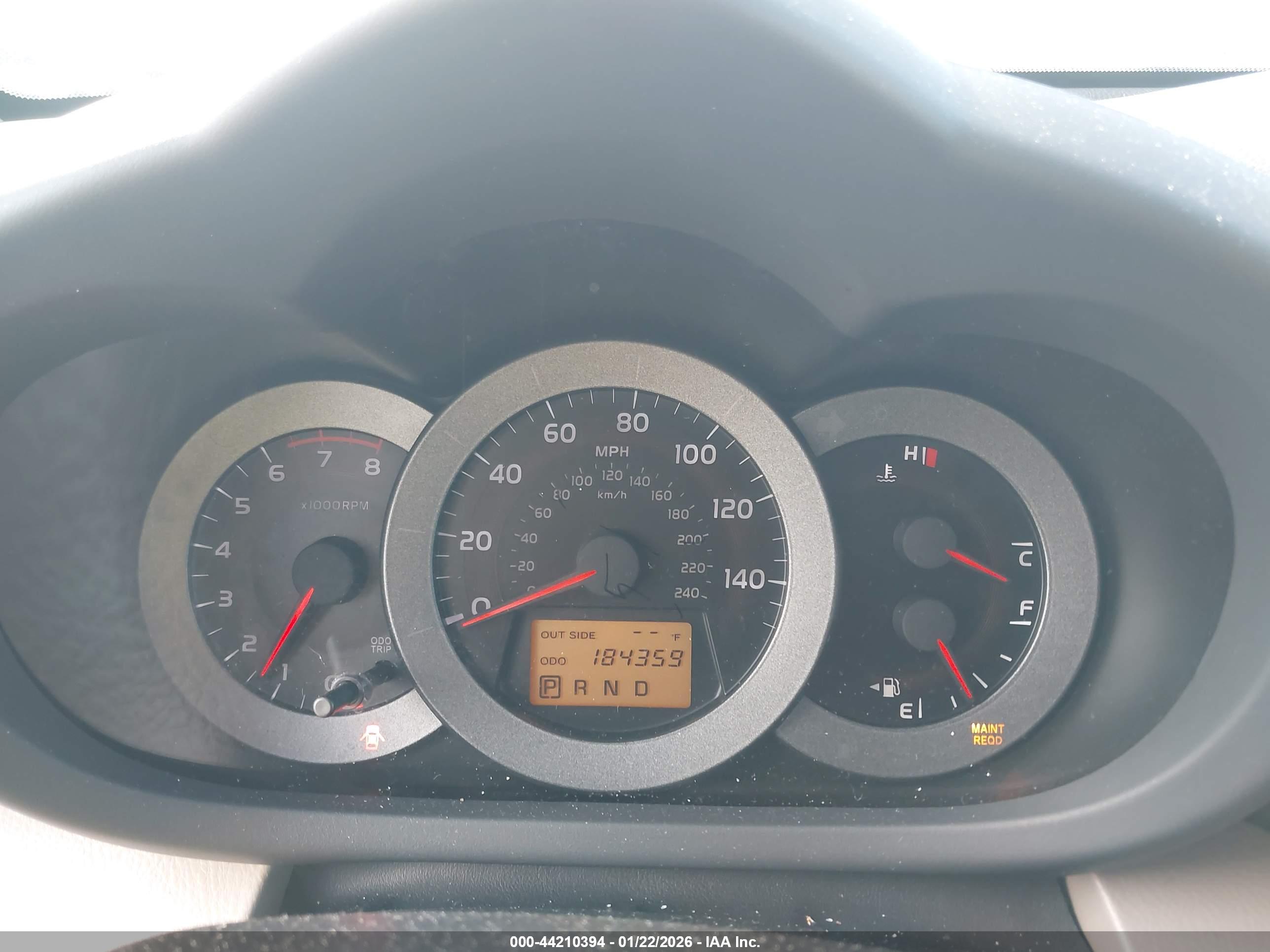 TOYOTA RAV4 image 7