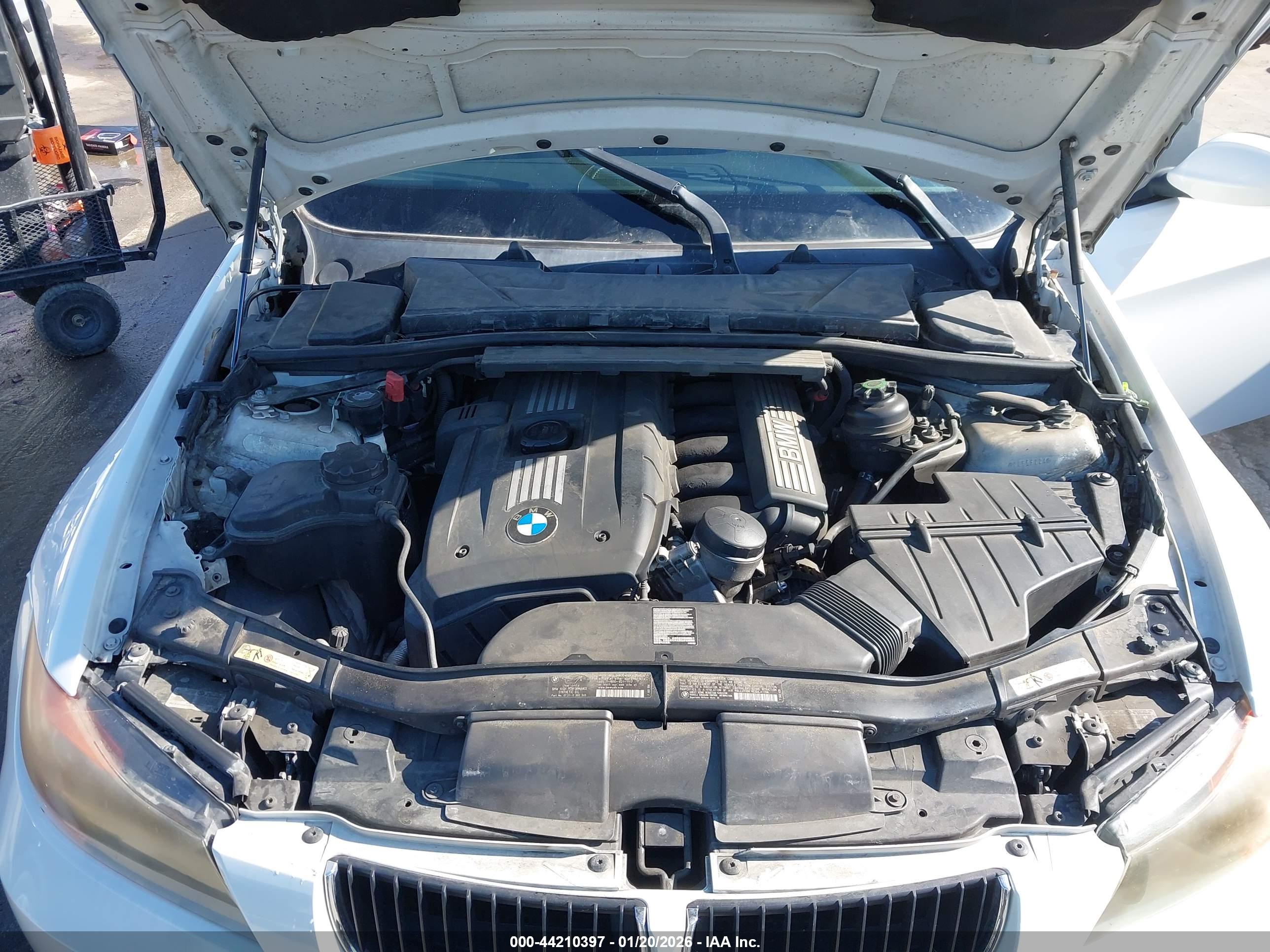 BMW 328I image 10