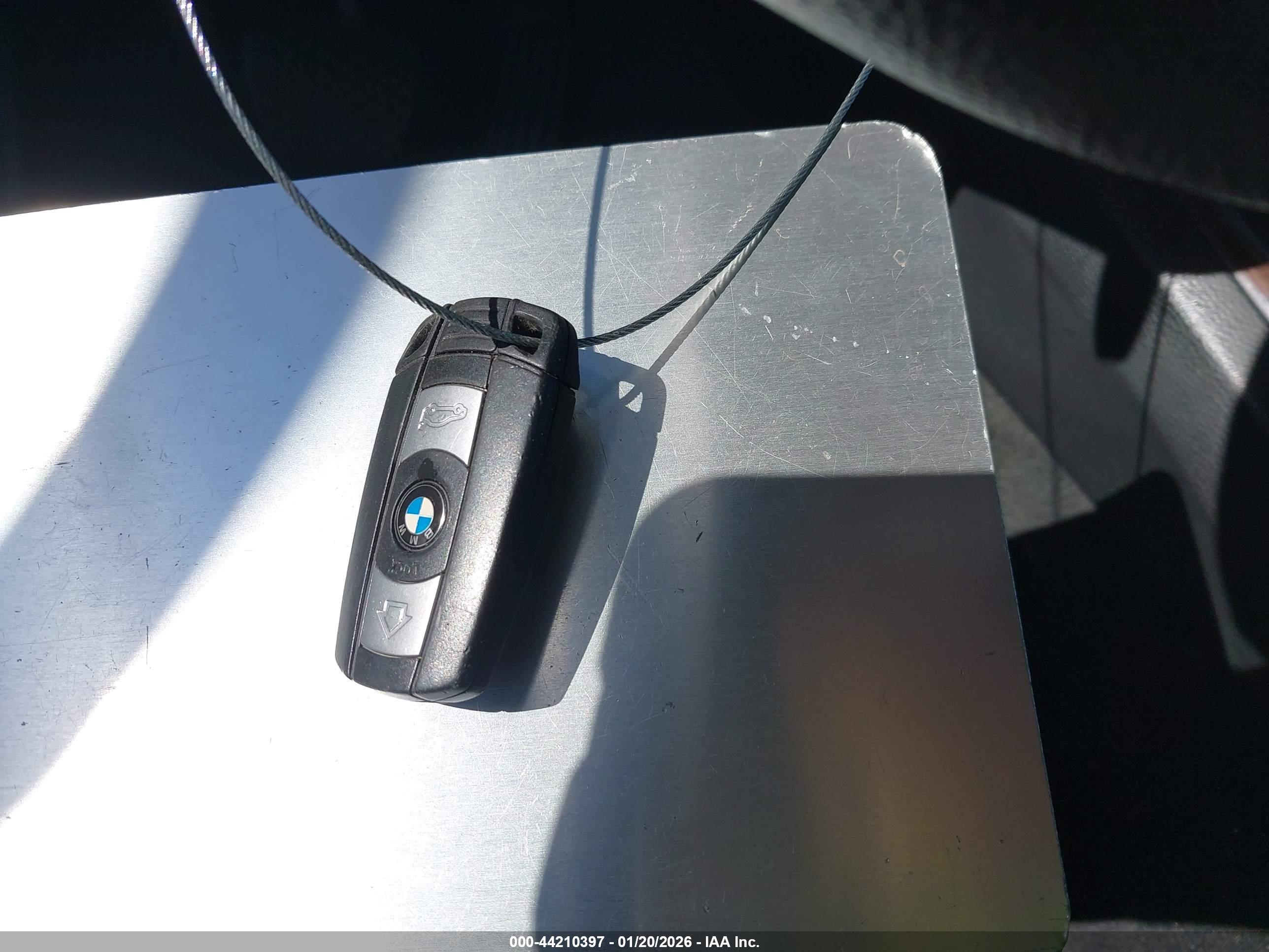 BMW 328I image 11