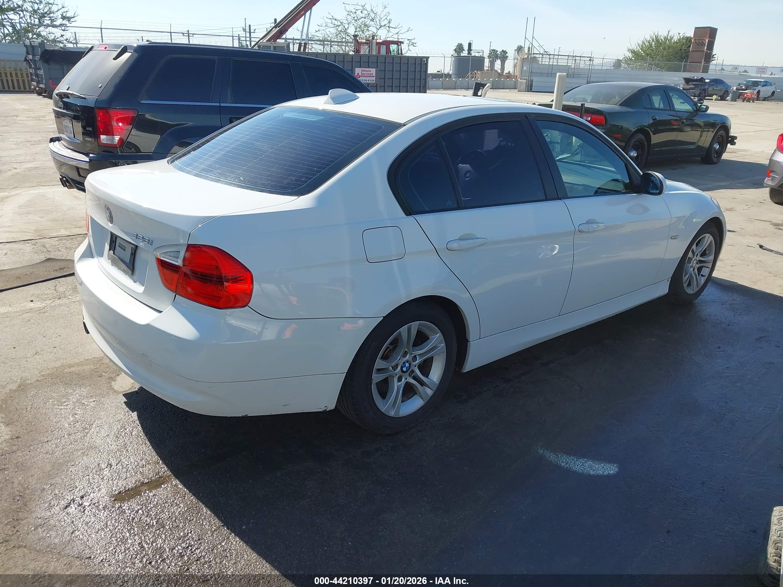 BMW 328I image 4