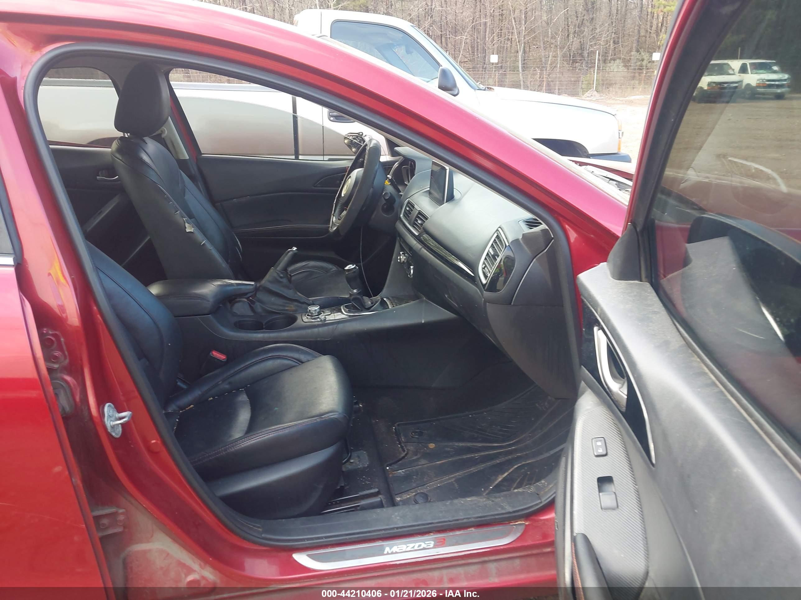 MAZDA MAZDA3 image 5