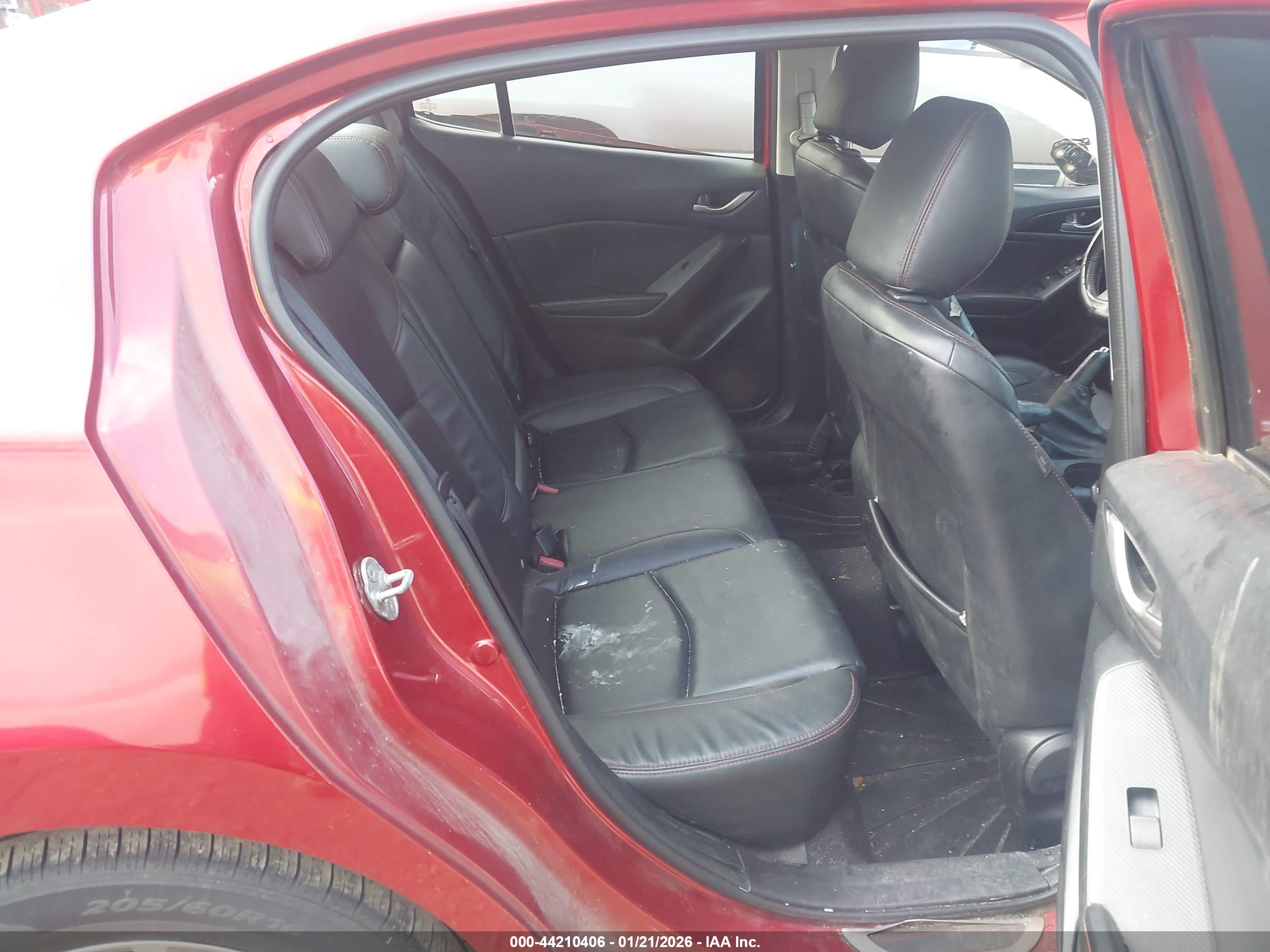 MAZDA MAZDA3 image 8