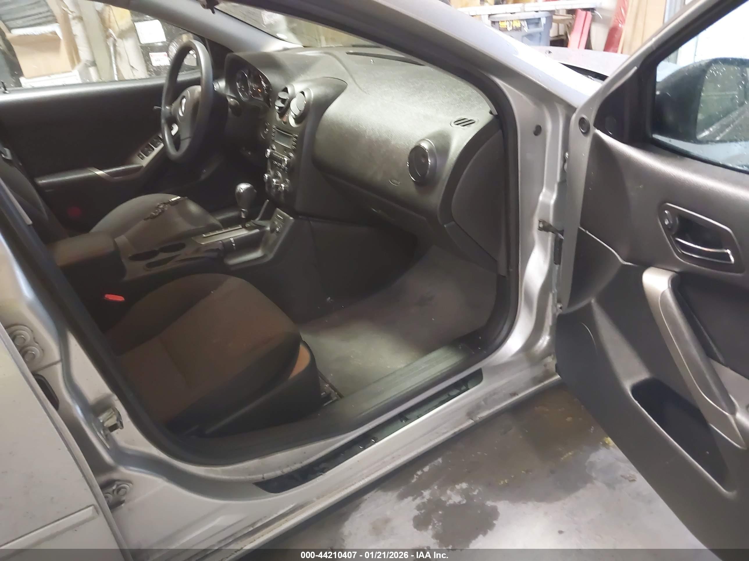 PONTIAC G6 image 5