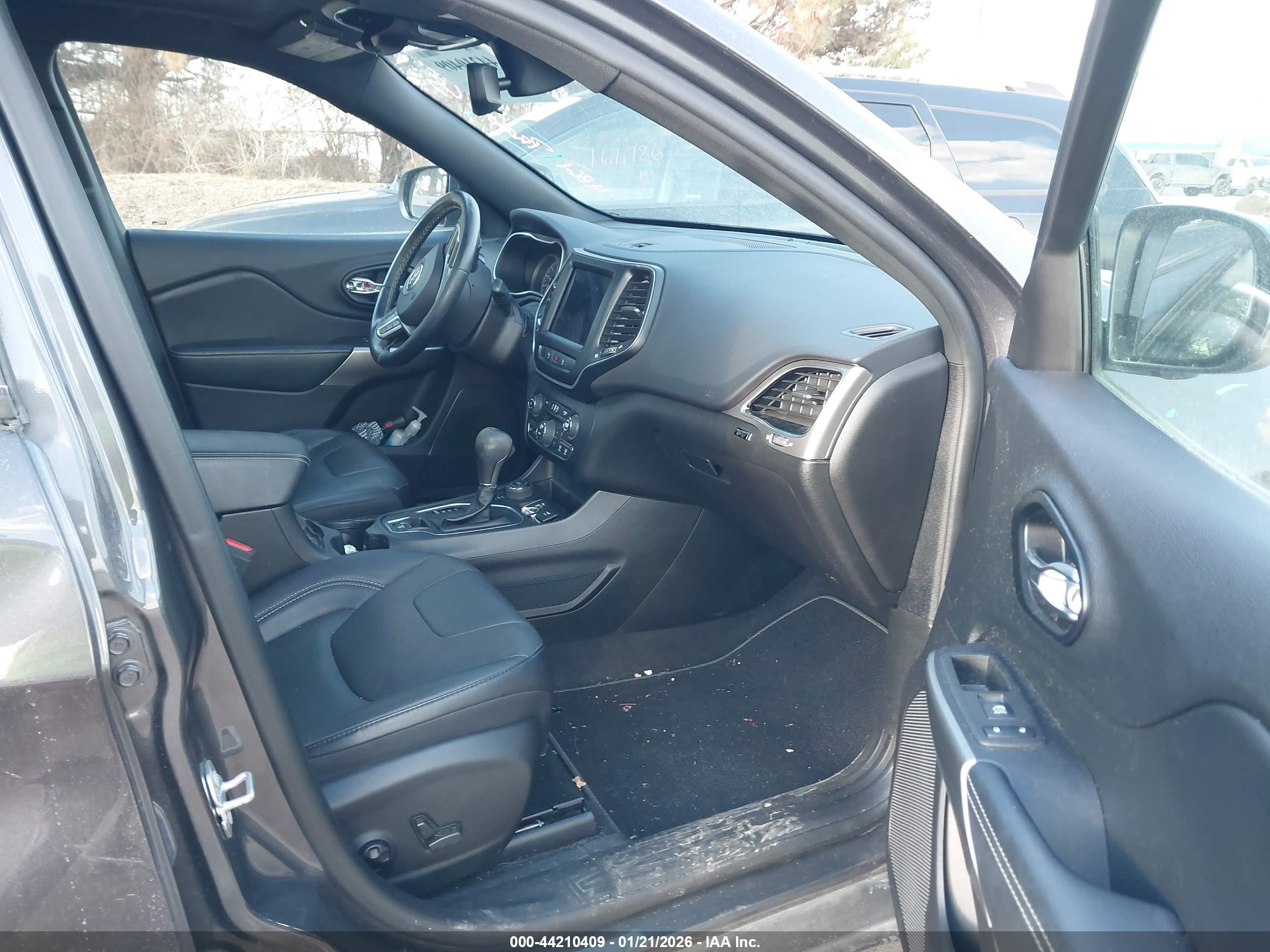 JEEP CHEROKEE image 5