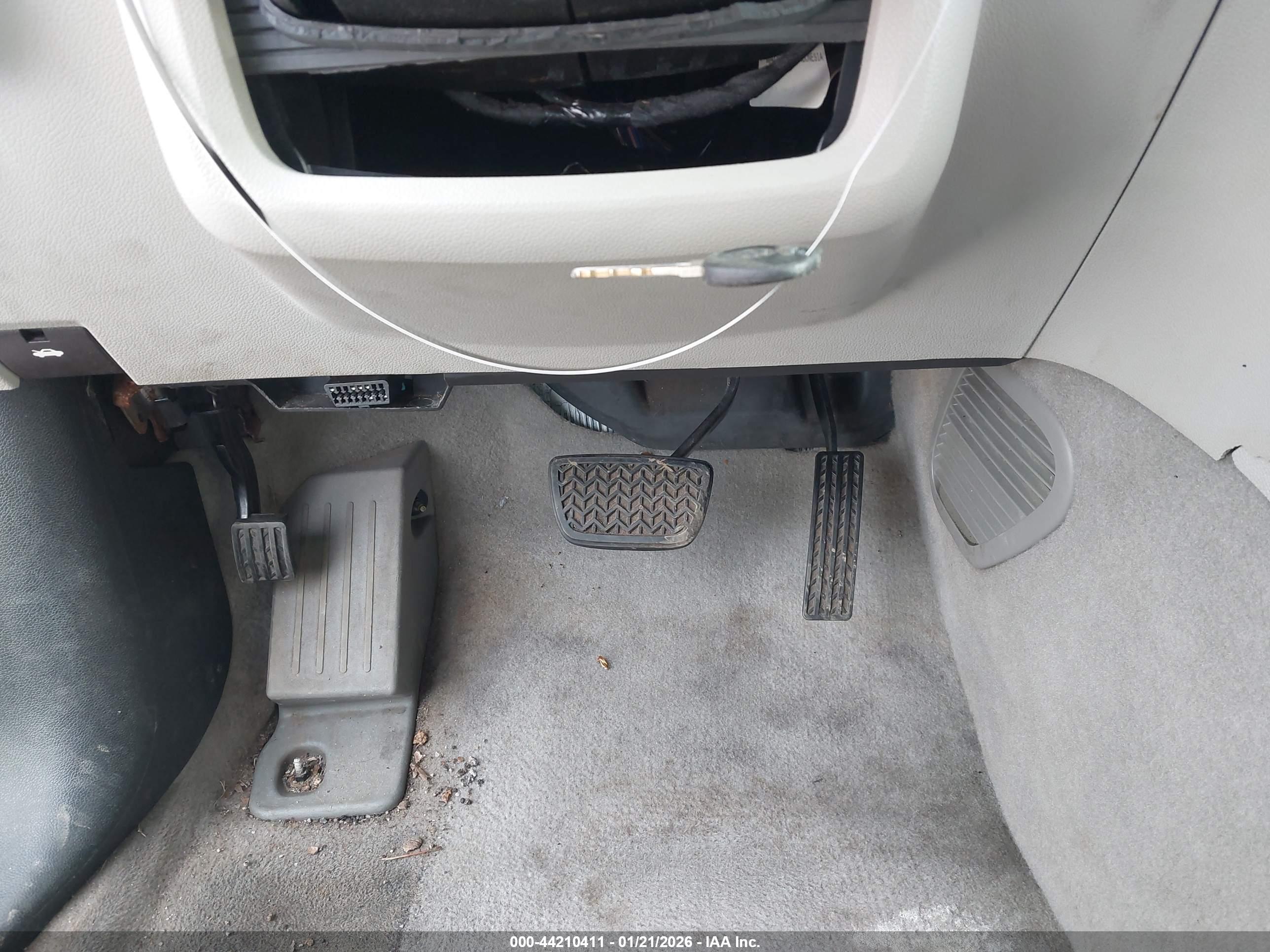 GMC ACADIA image 11