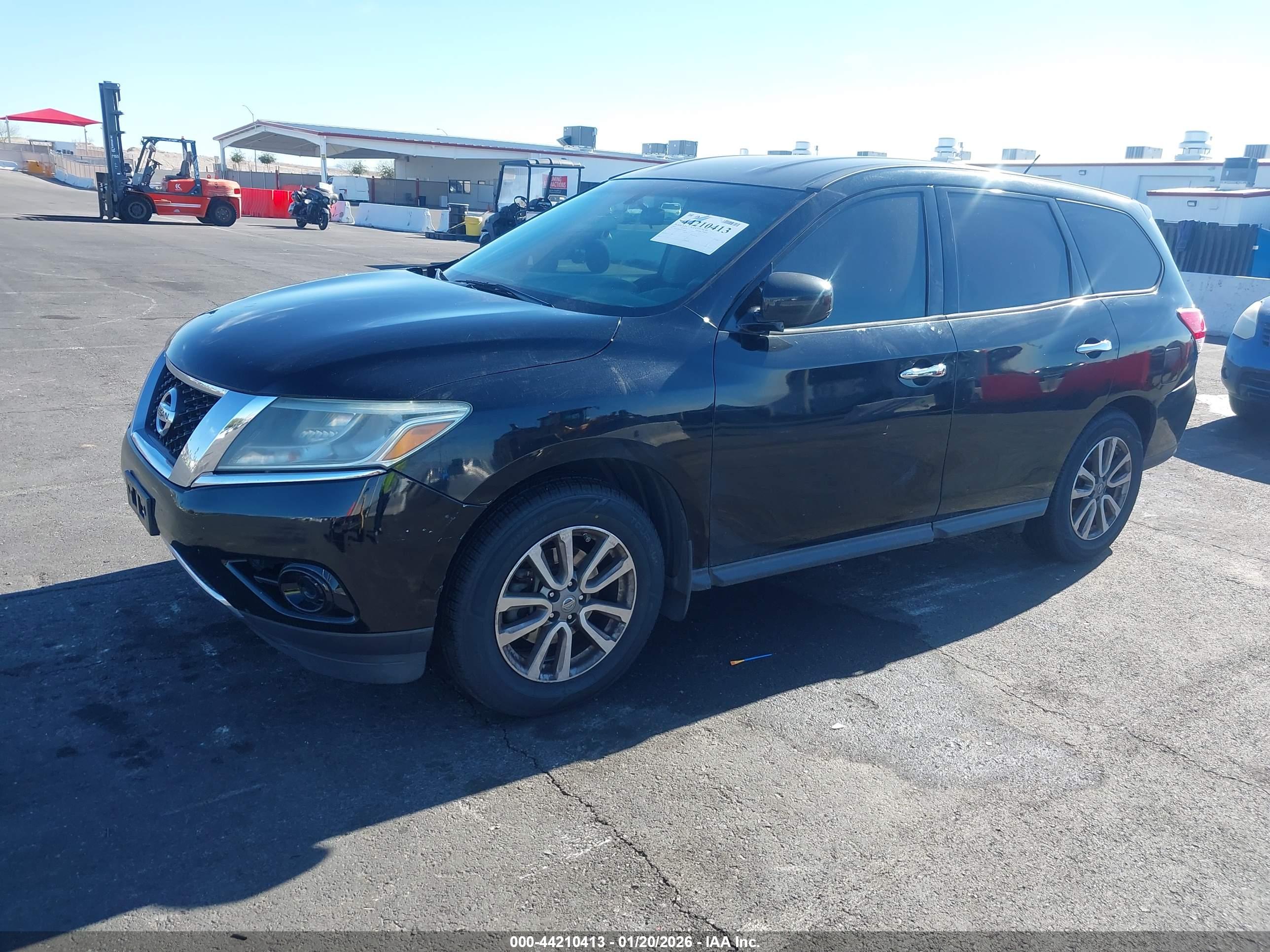 NISSAN PATHFINDER image 2
