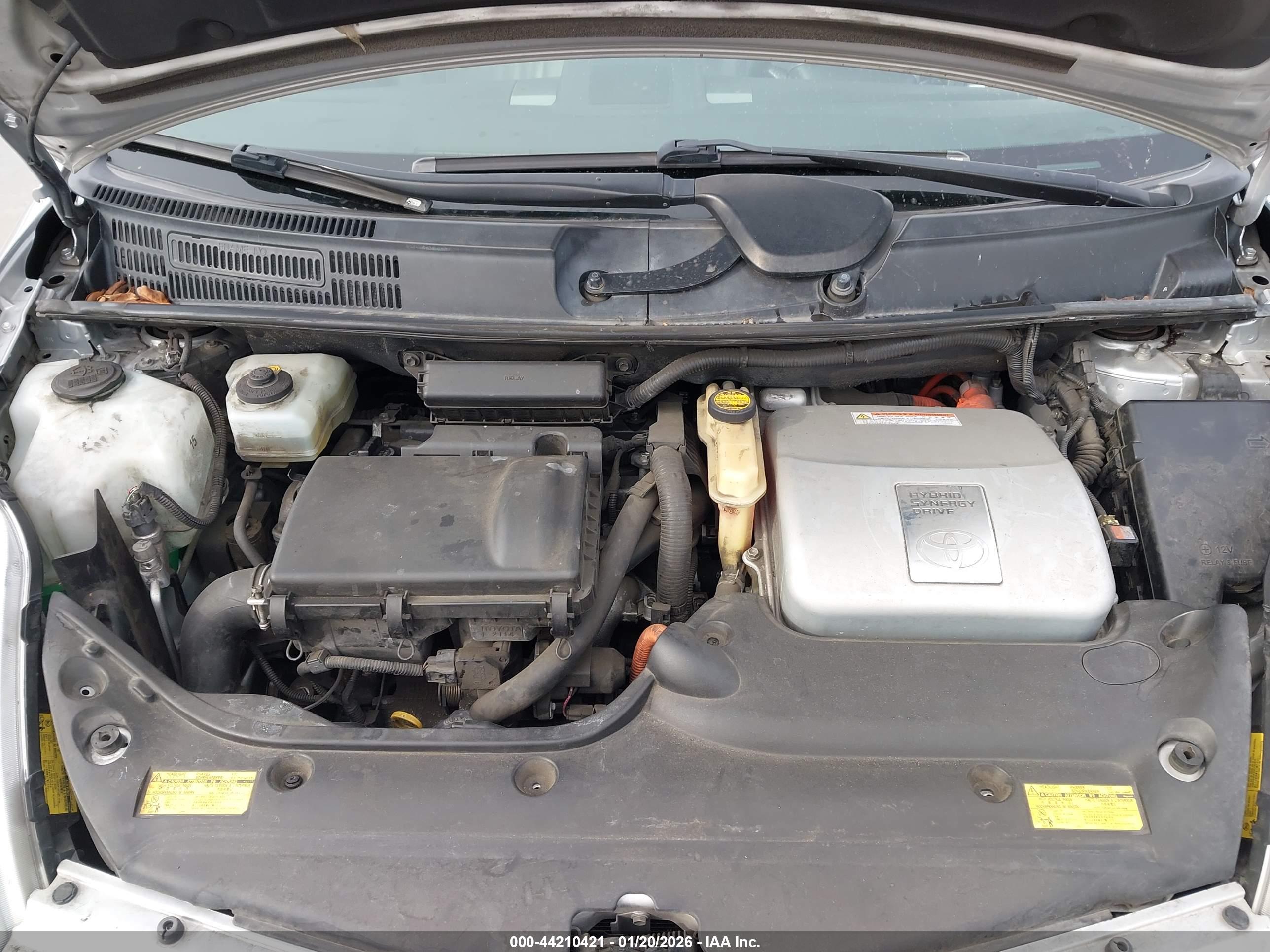 TOYOTA PRIUS image 10