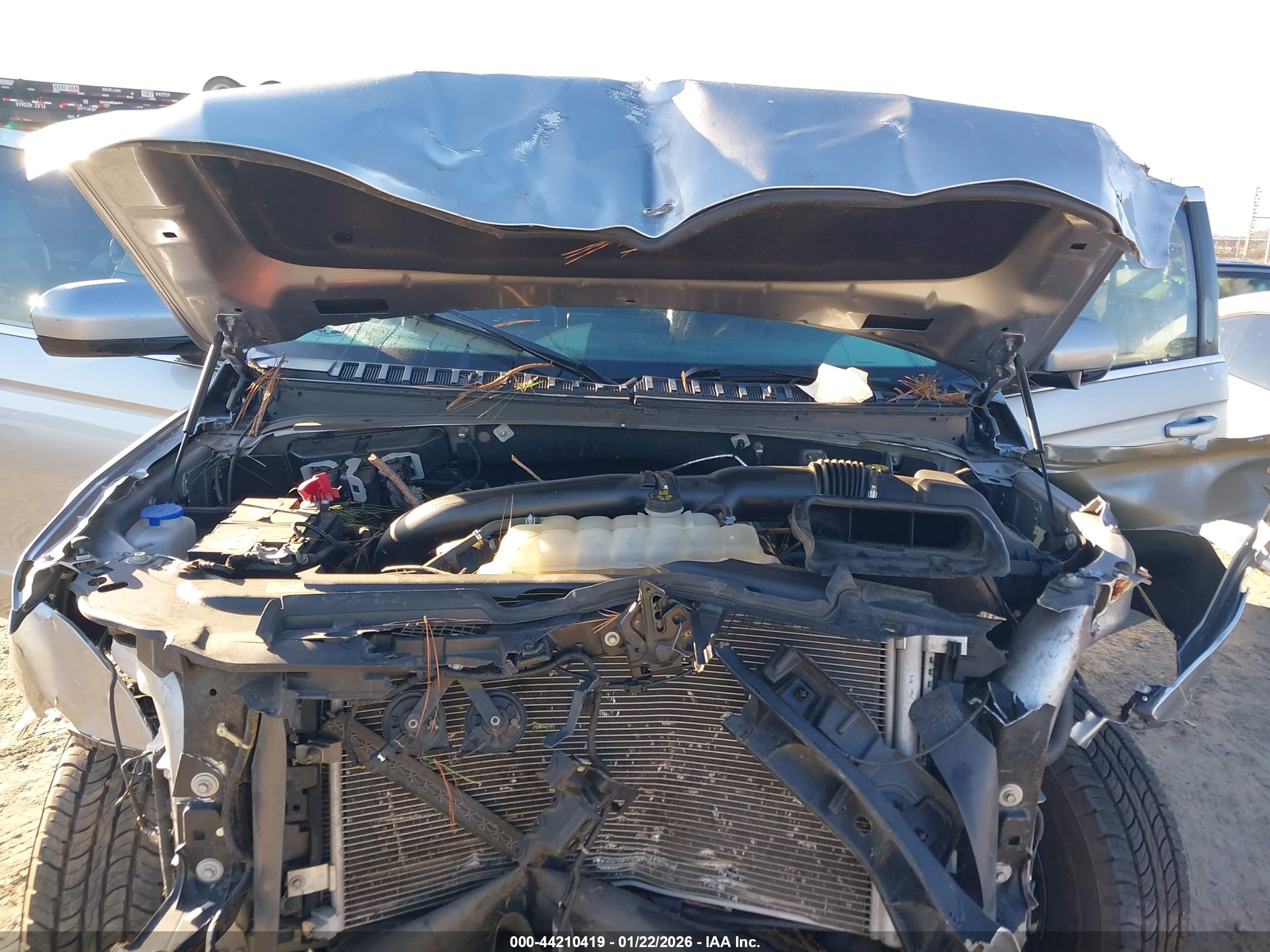 FORD EXPEDITION image 10