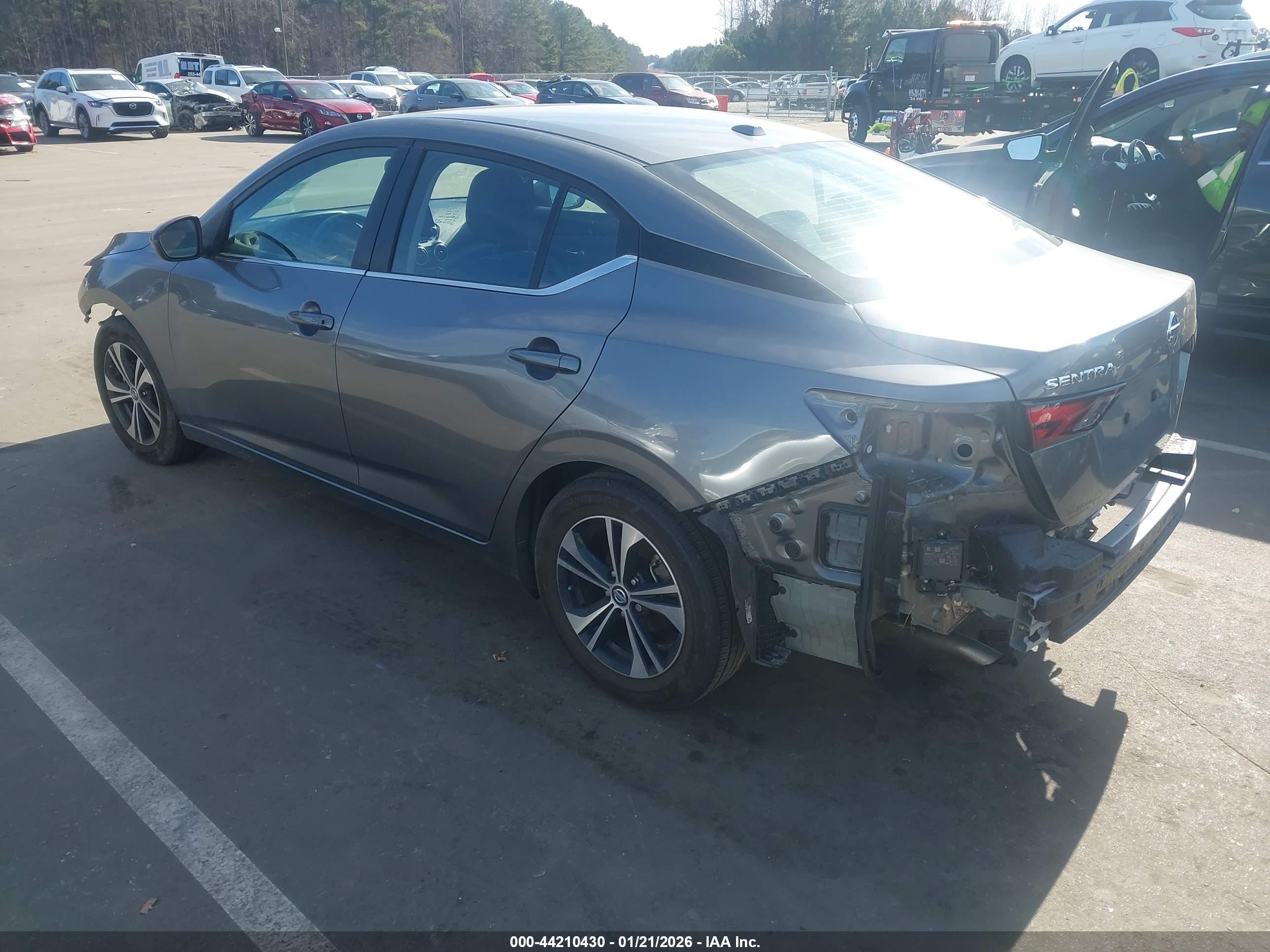 NISSAN SENTRA image 3