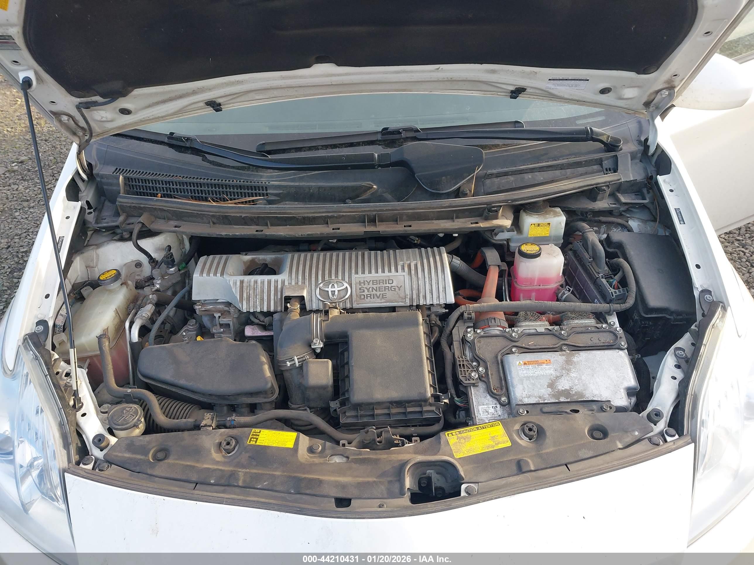 TOYOTA PRIUS image 10