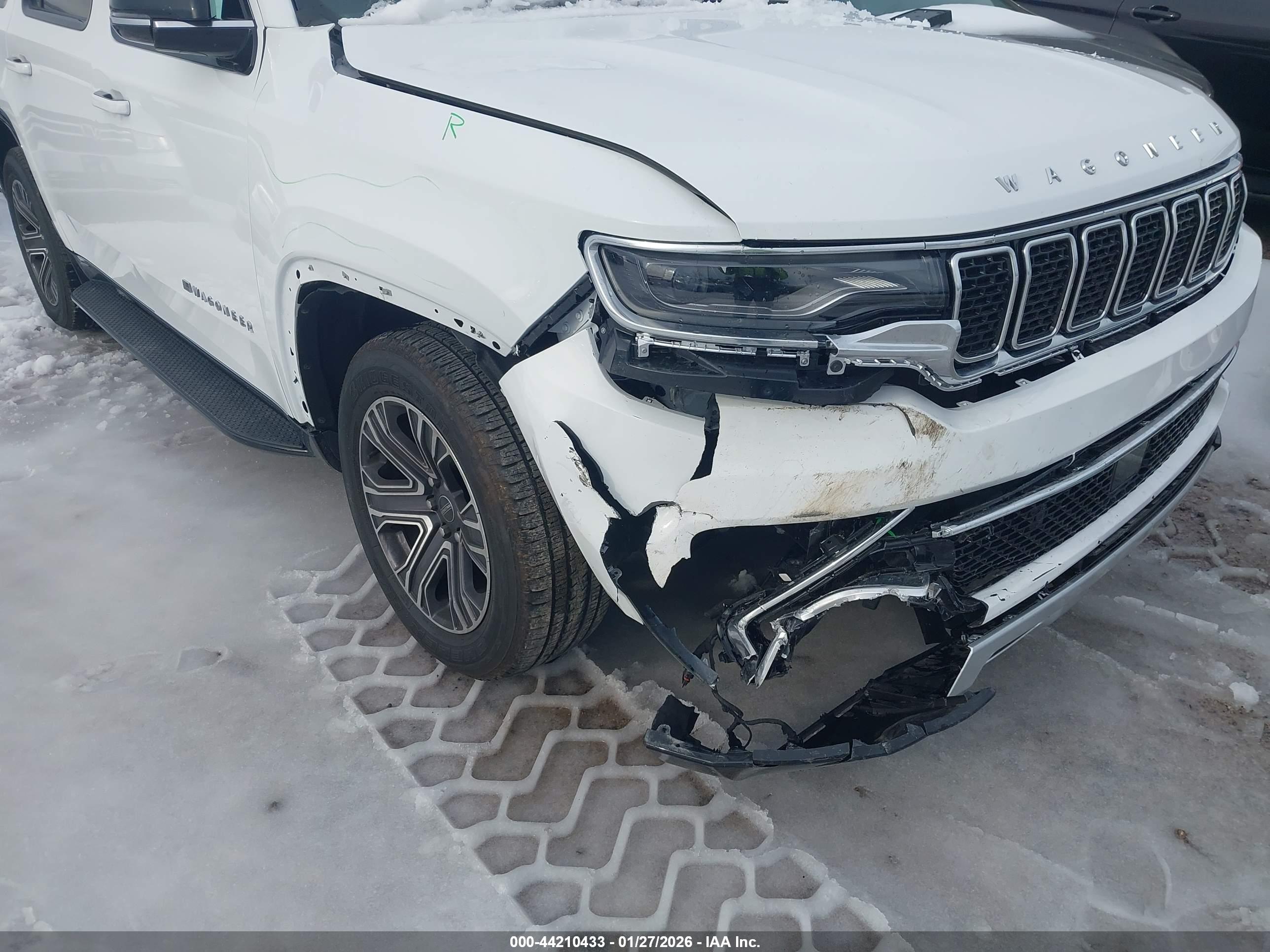 JEEP WAGONEER image 6