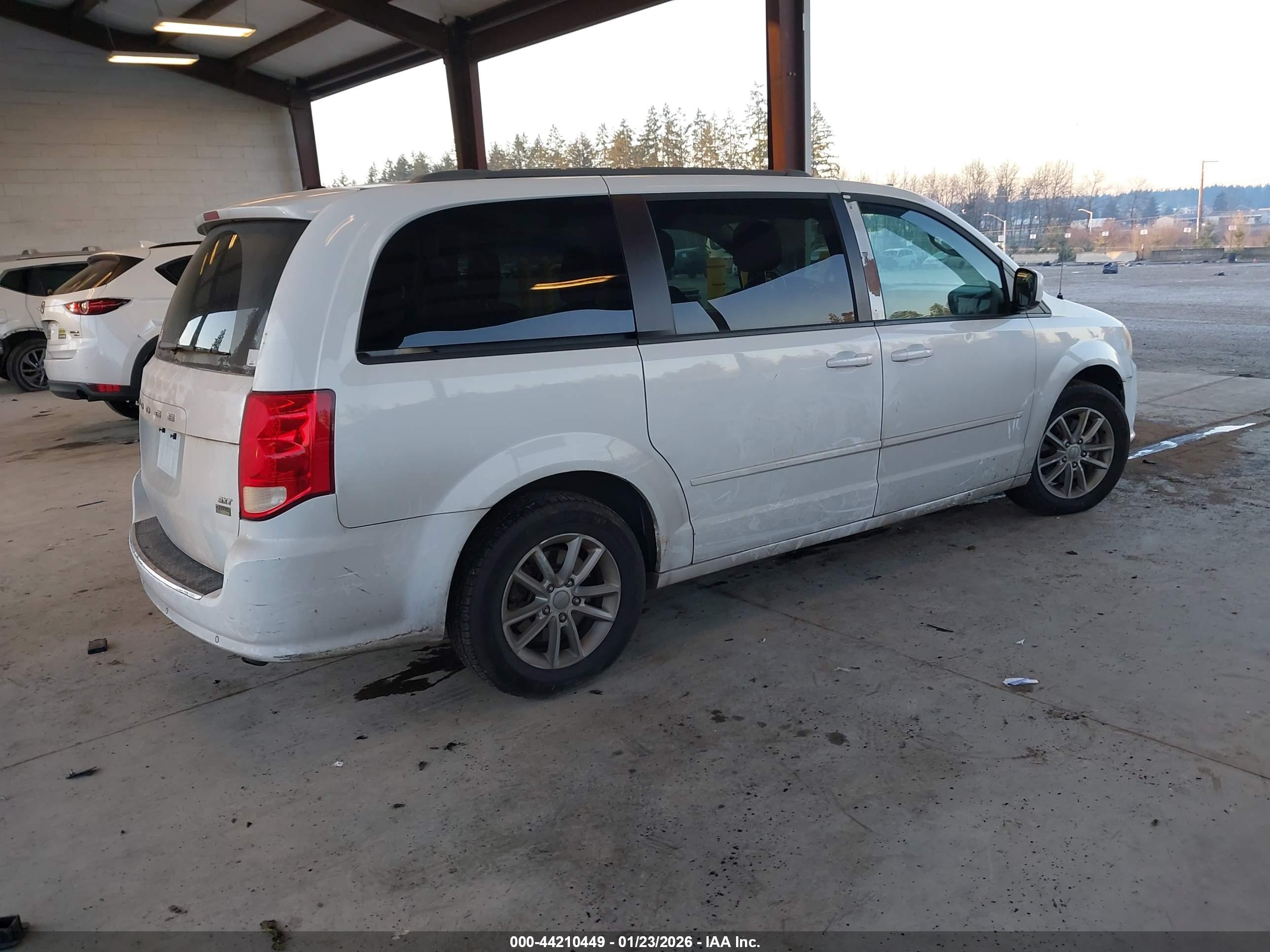 DODGE GRAND image 4