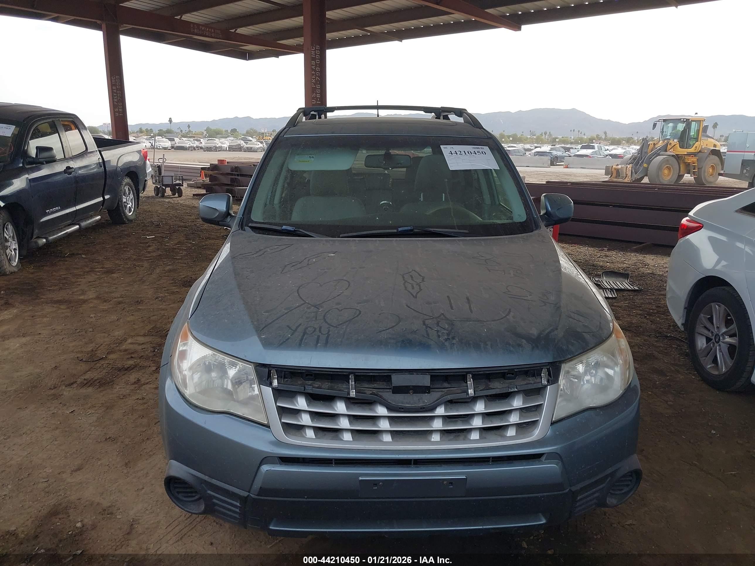 SUBARU FORESTER image 6