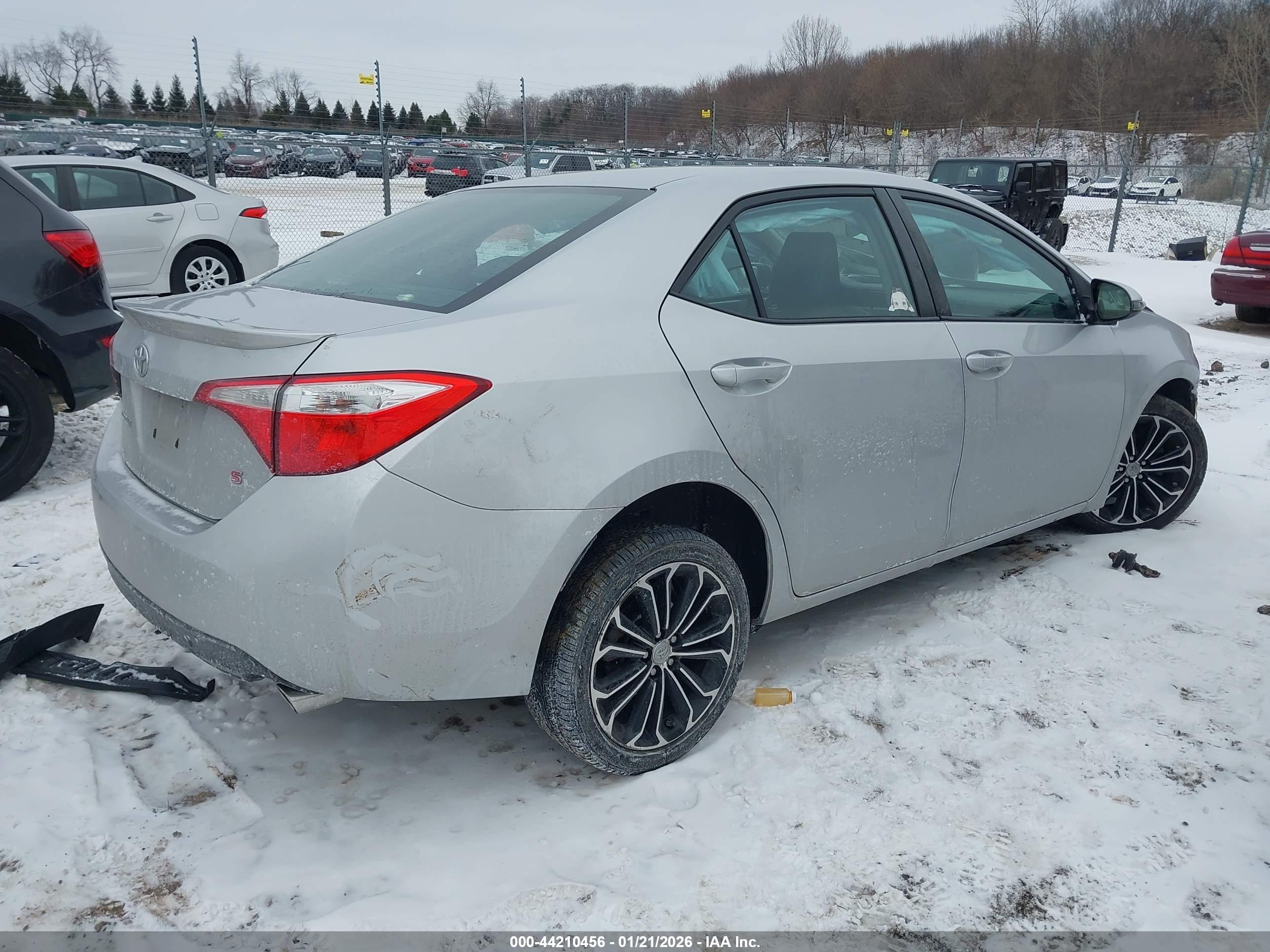 TOYOTA COROLLA image 4