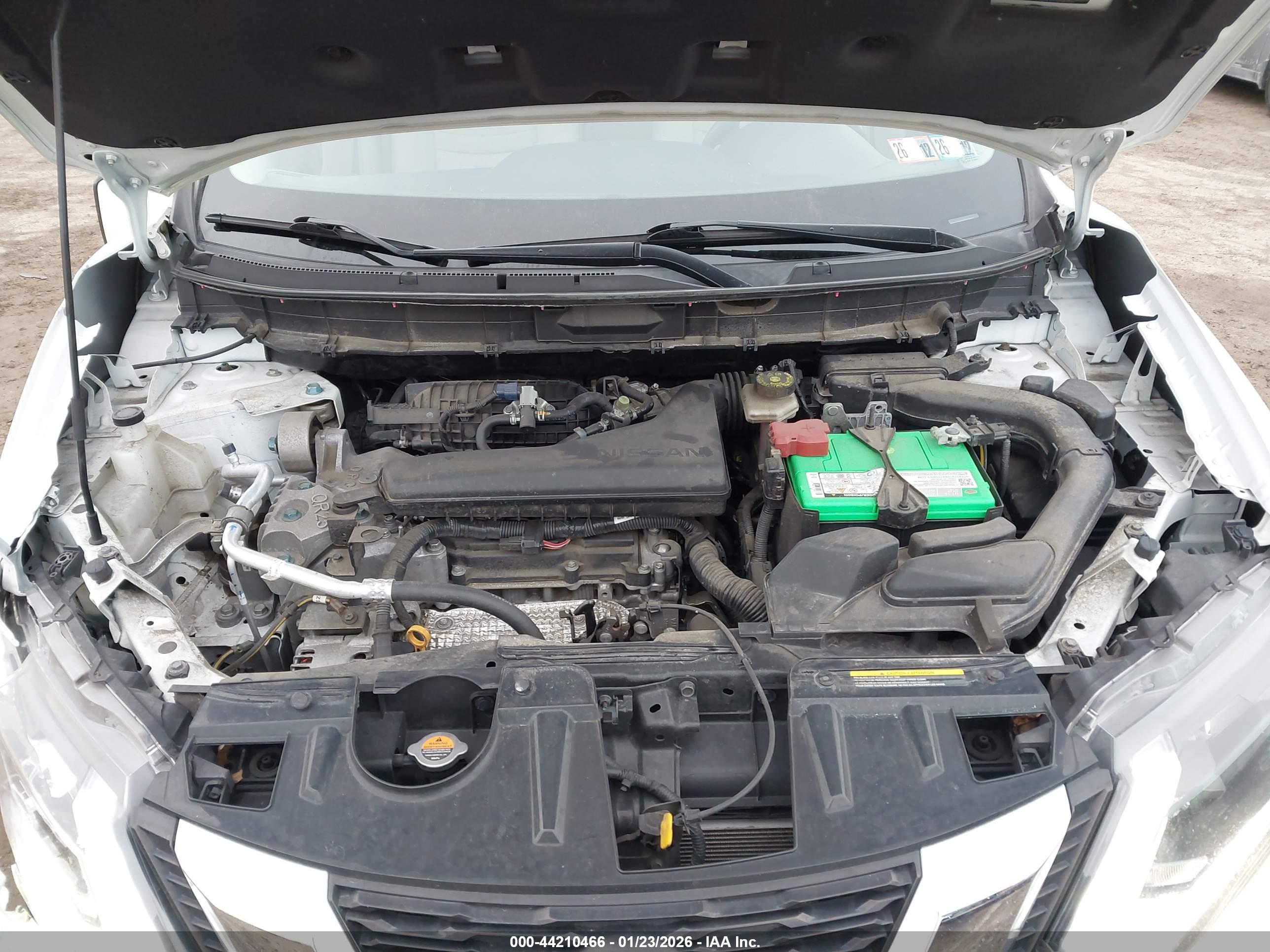 NISSAN ROGUE image 10