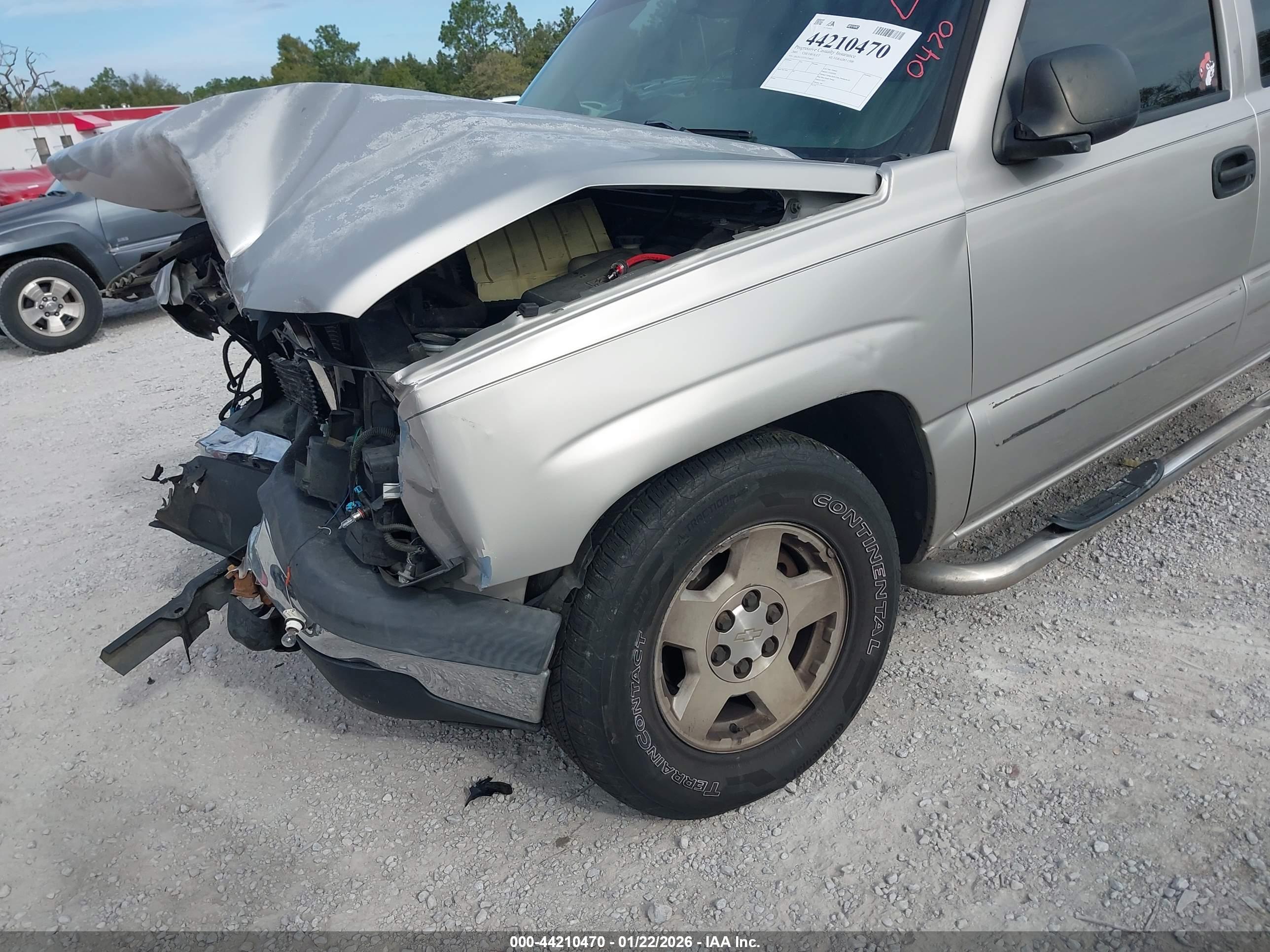 CHEVROLET SILVERADO image 6