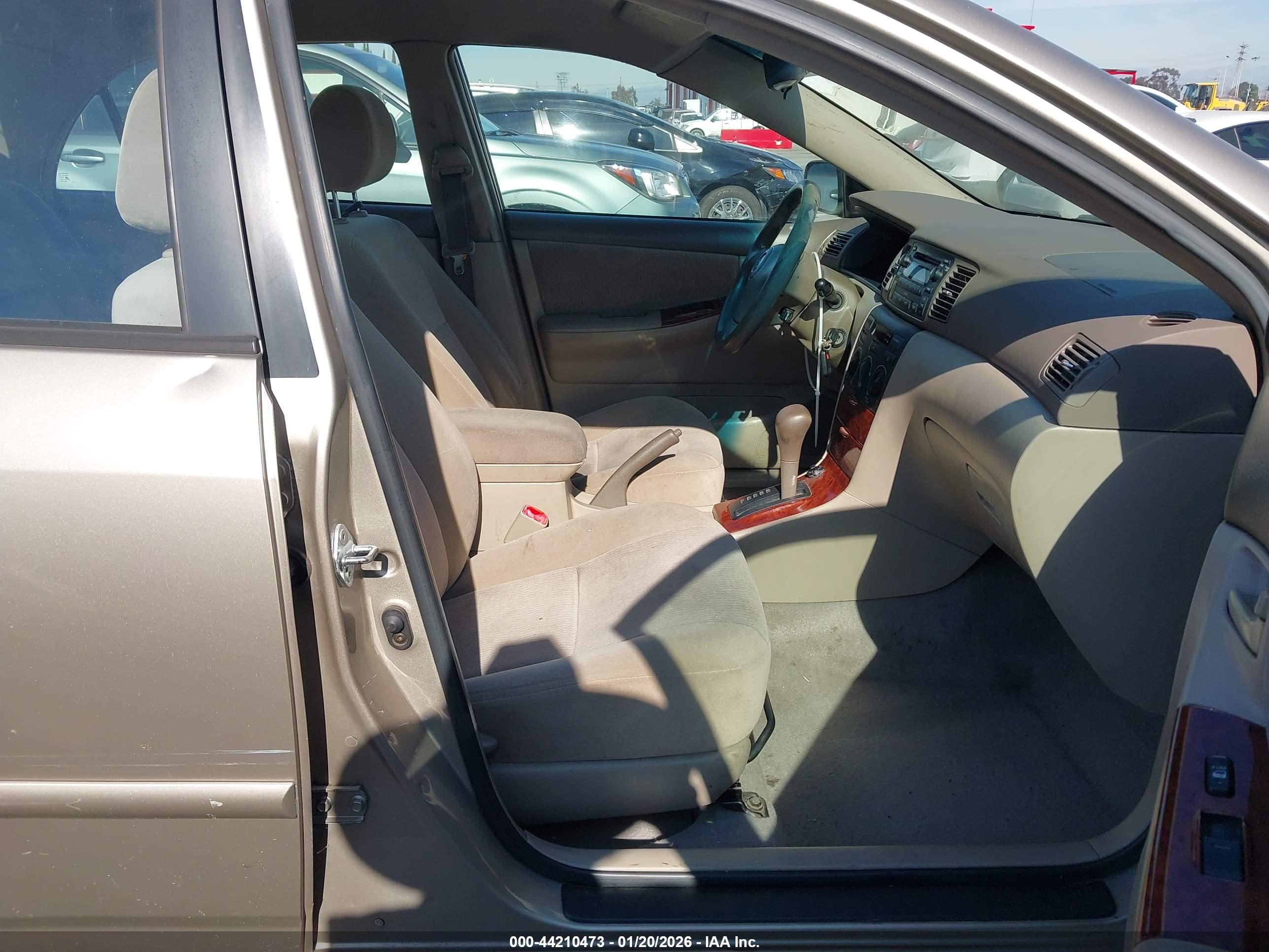 TOYOTA COROLLA image 5
