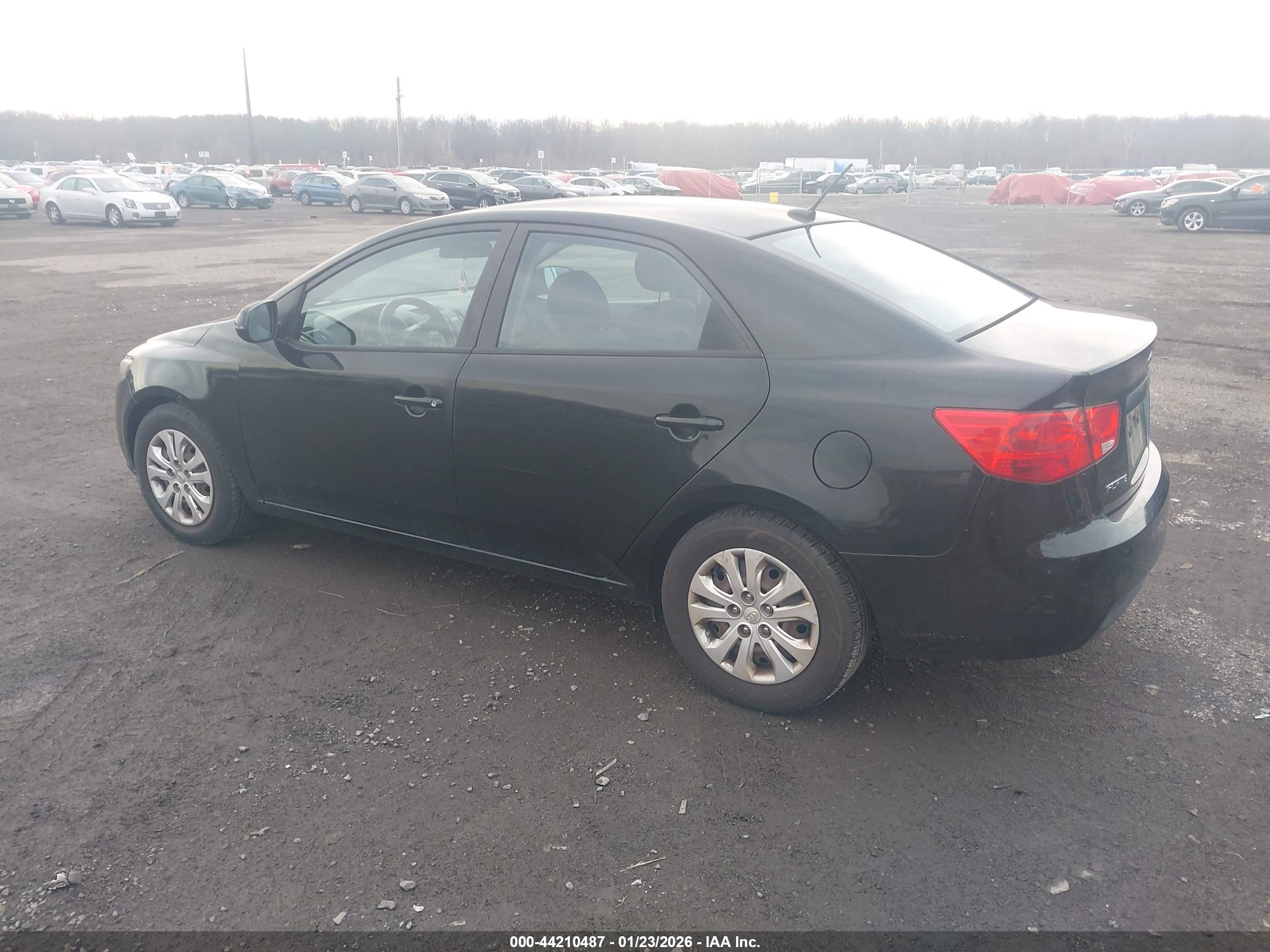 KIA FORTE image 3