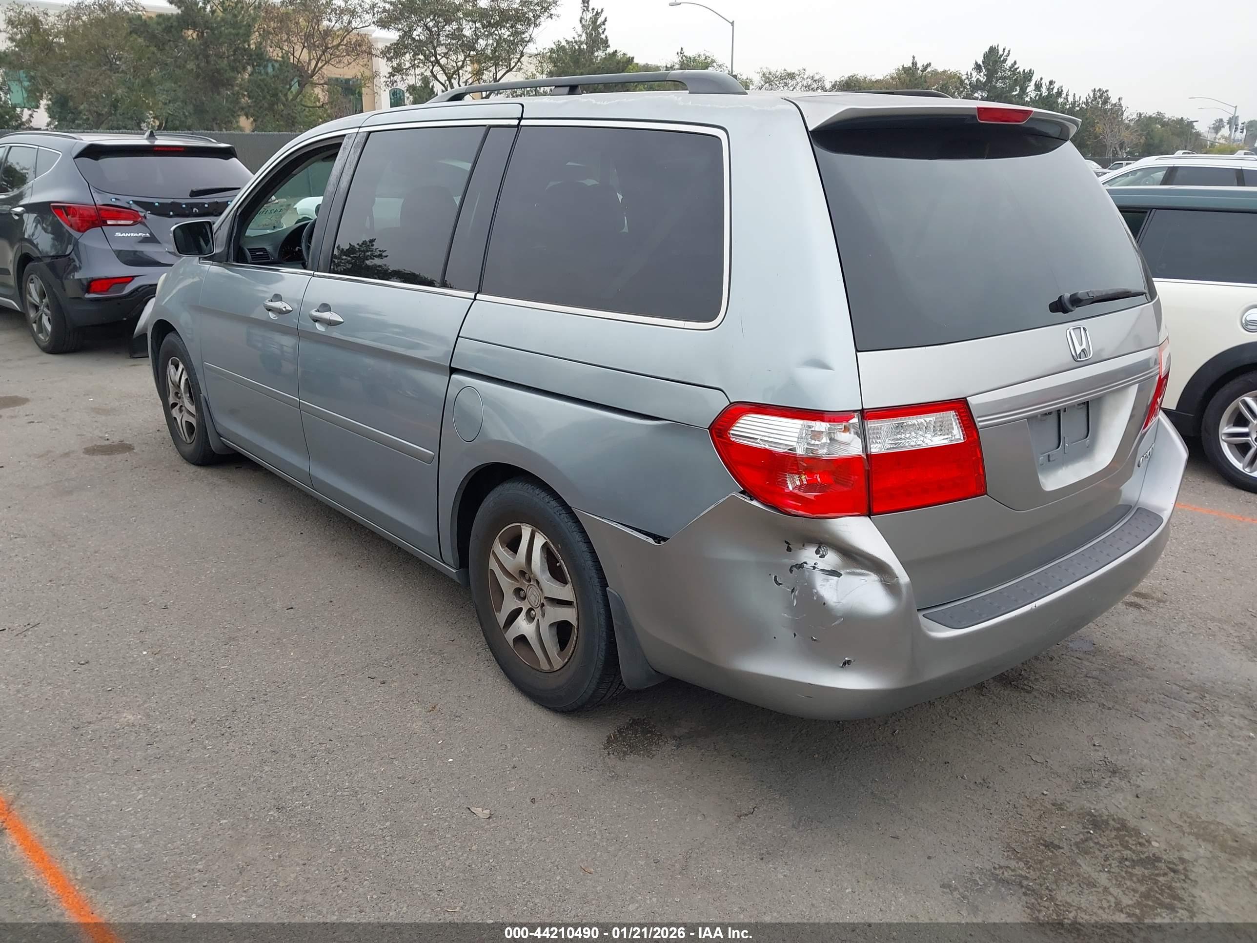 HONDA ODYSSEY image 3