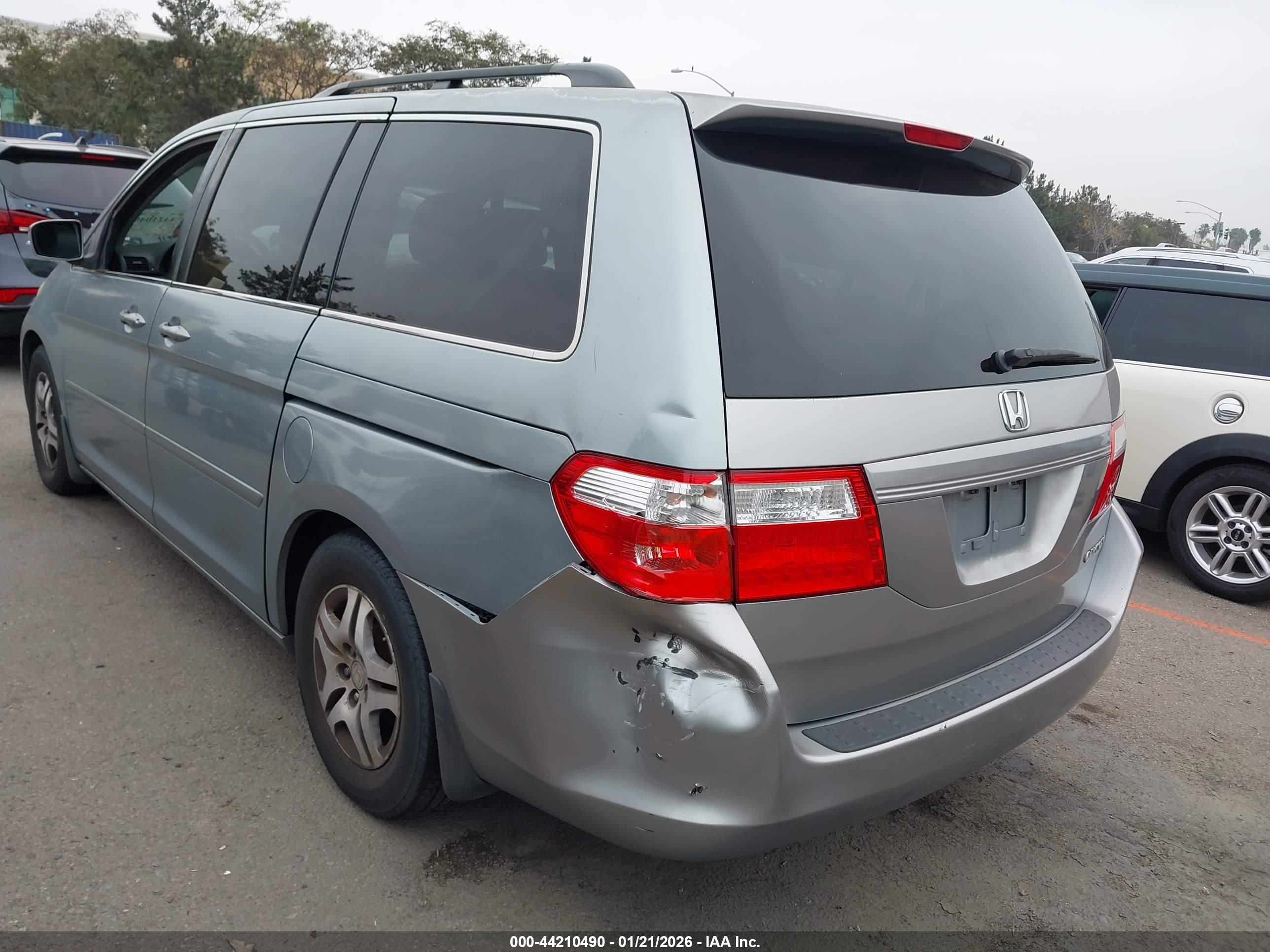 HONDA ODYSSEY image 6