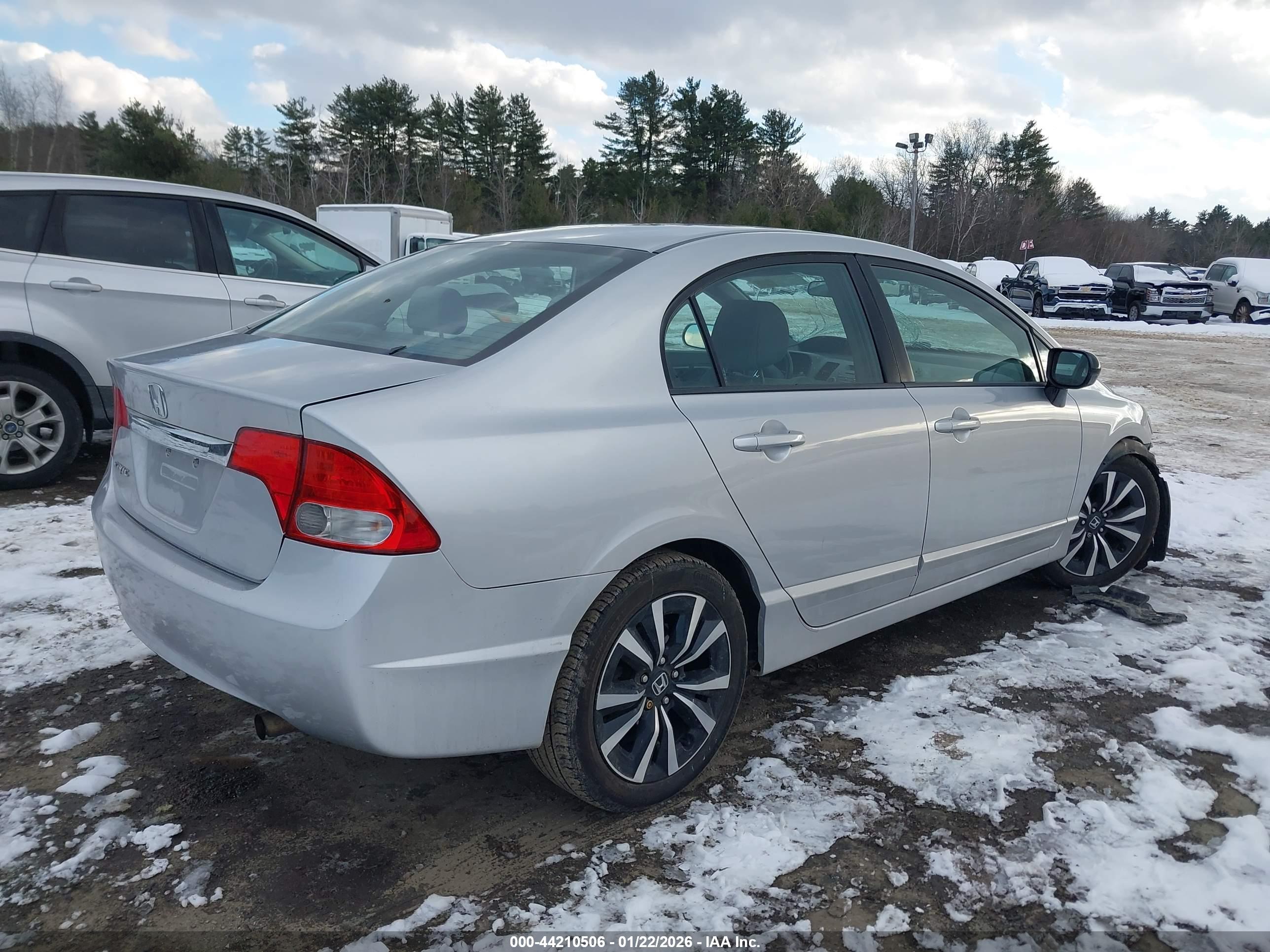 HONDA CIVIC image 4