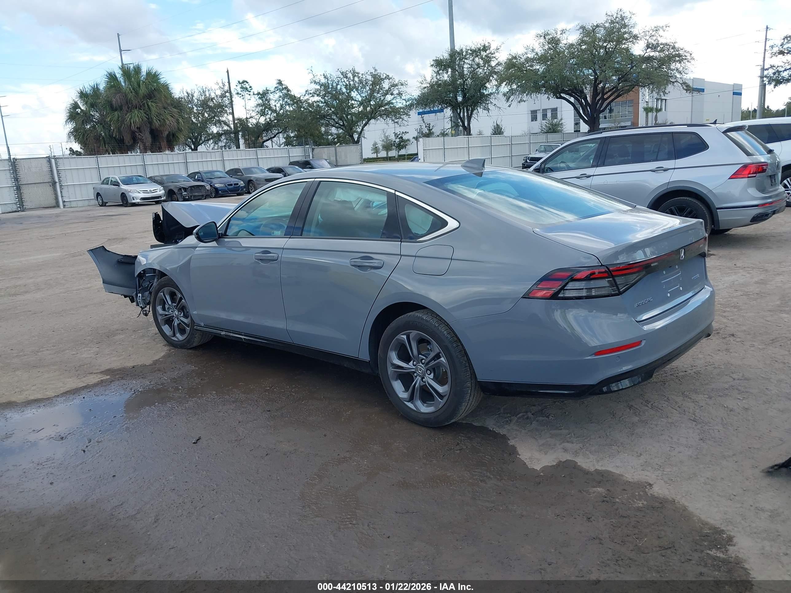 HONDA ACCORD image 3