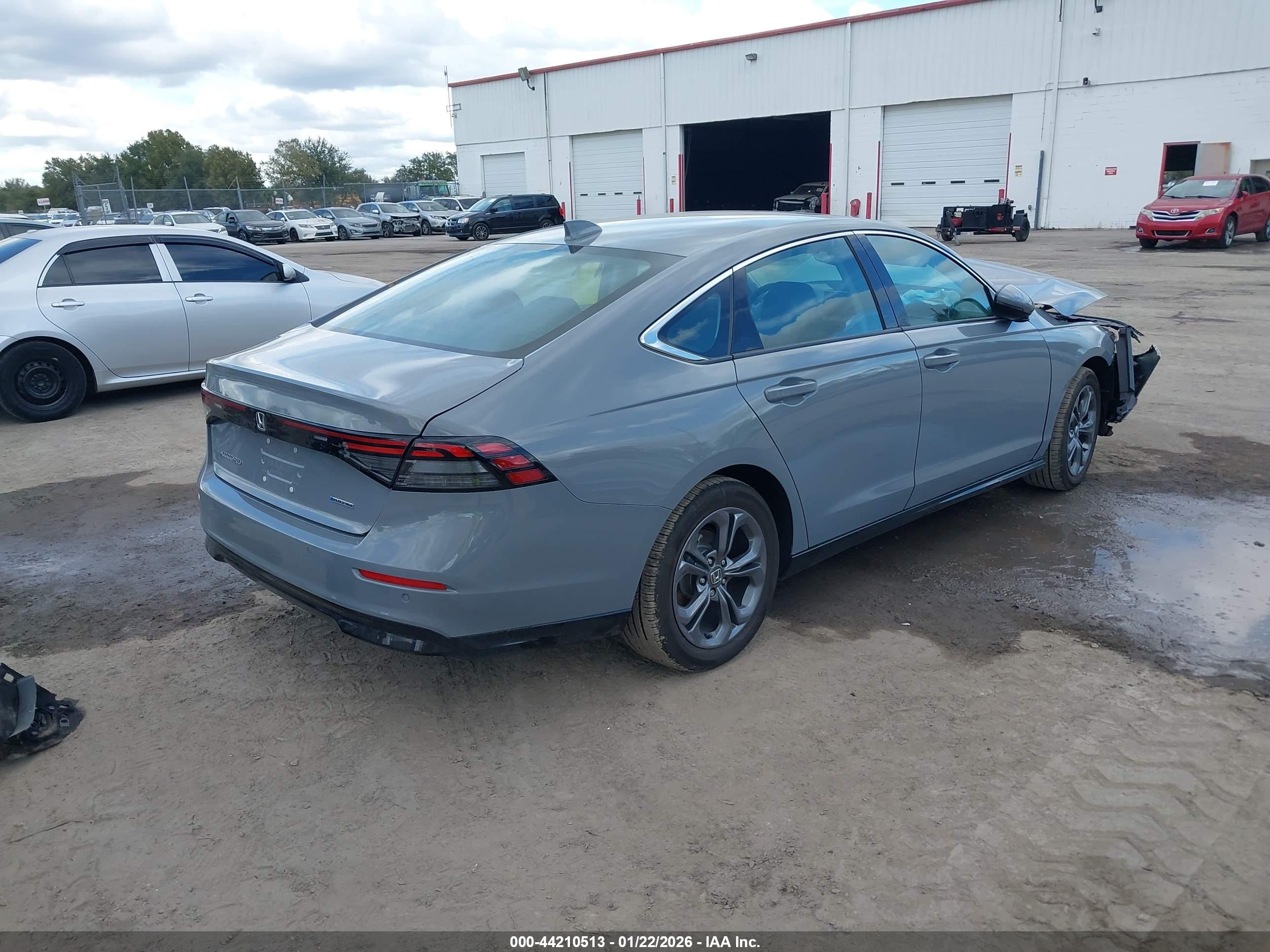 HONDA ACCORD image 4