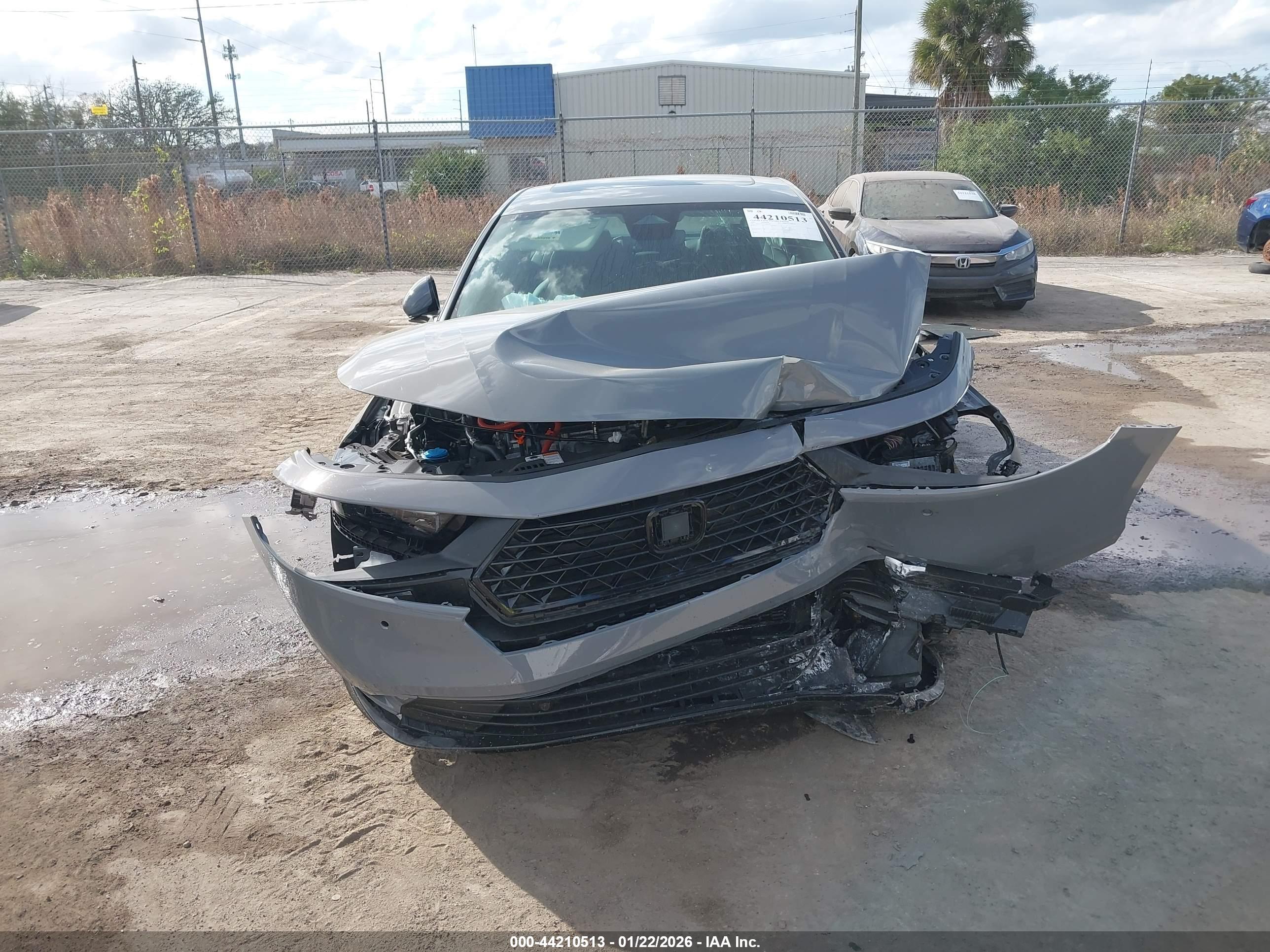HONDA ACCORD image 6