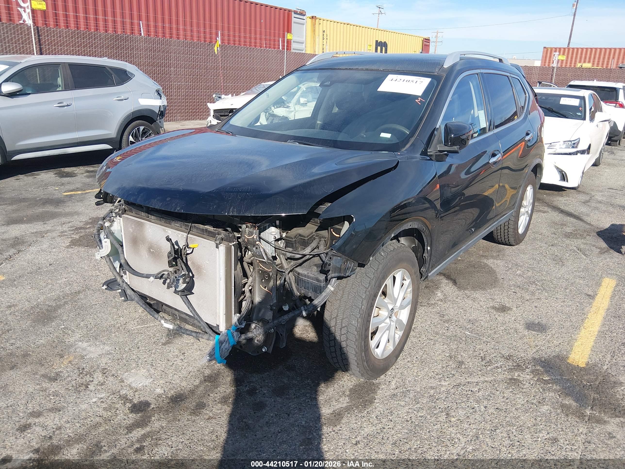 NISSAN ROGUE image 2