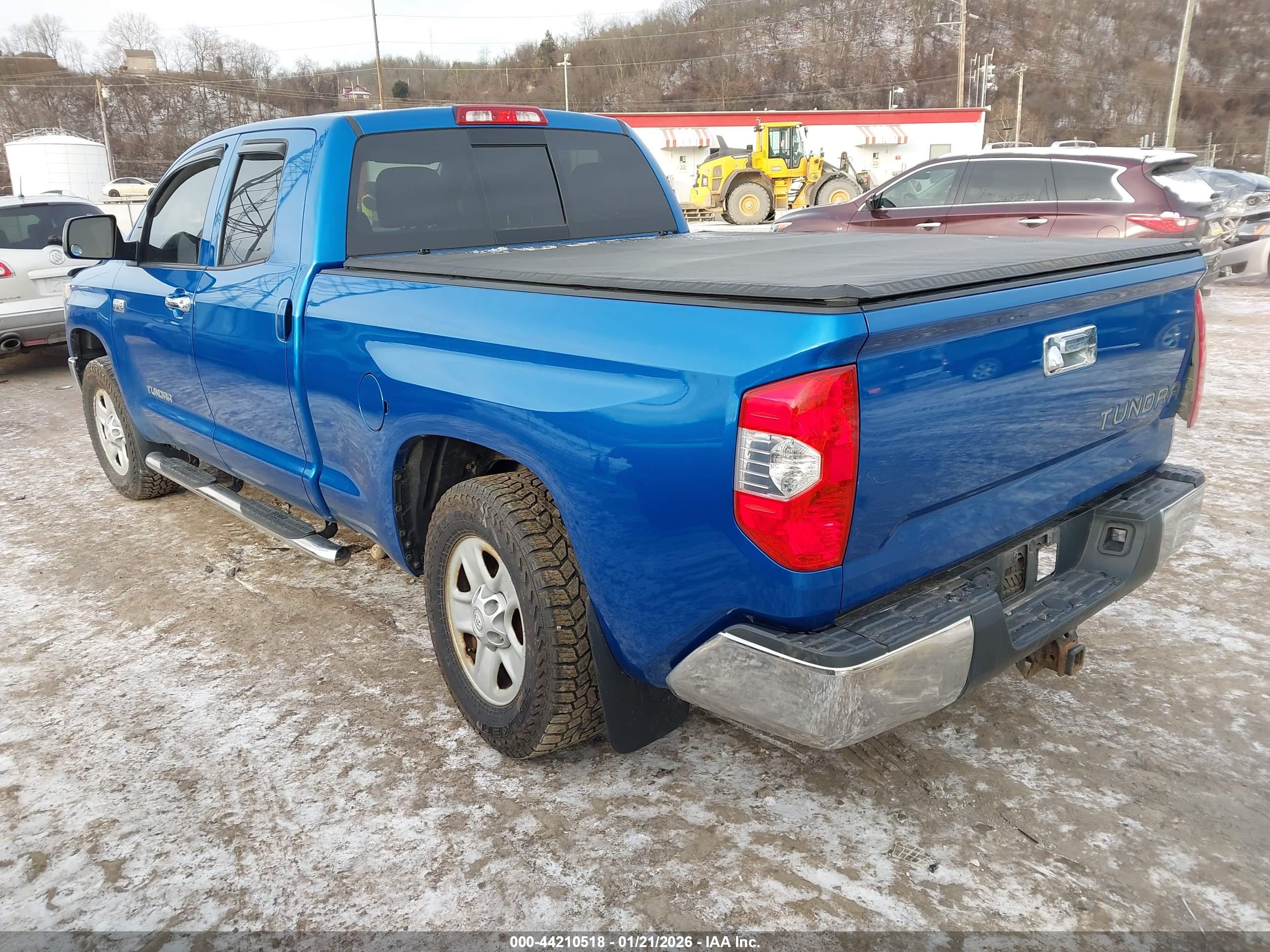 TOYOTA TUNDRA image 3