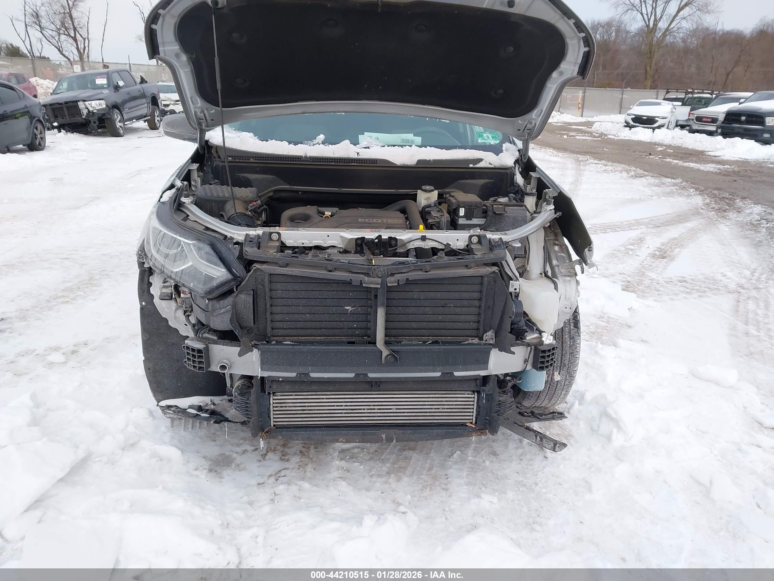 CHEVROLET EQUINOX image 6