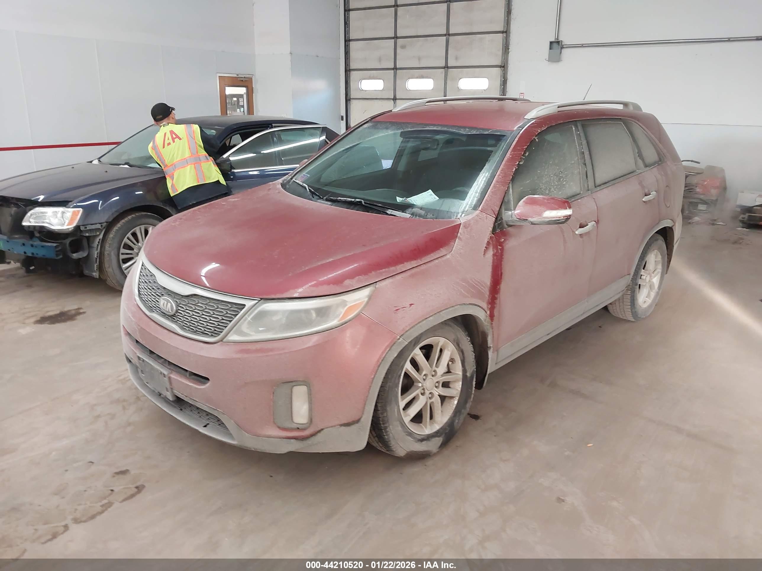 KIA SORENTO image 2