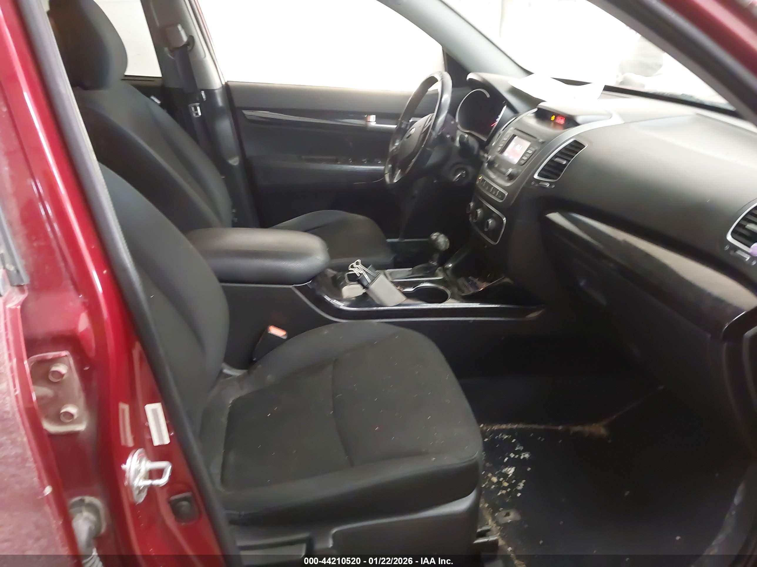 KIA SORENTO image 5