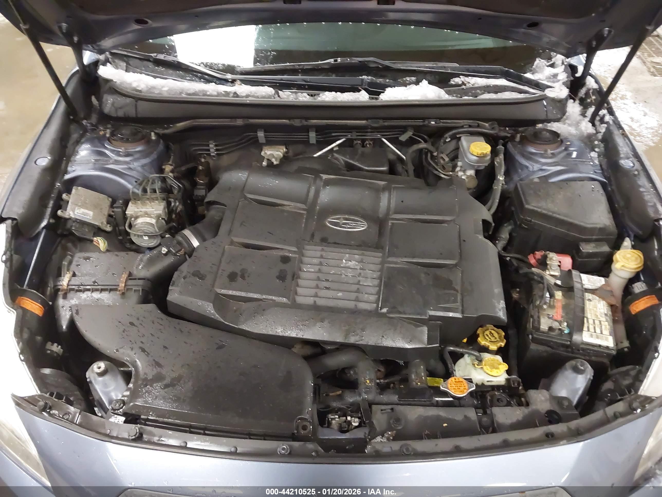 SUBARU OUTBACK image 10