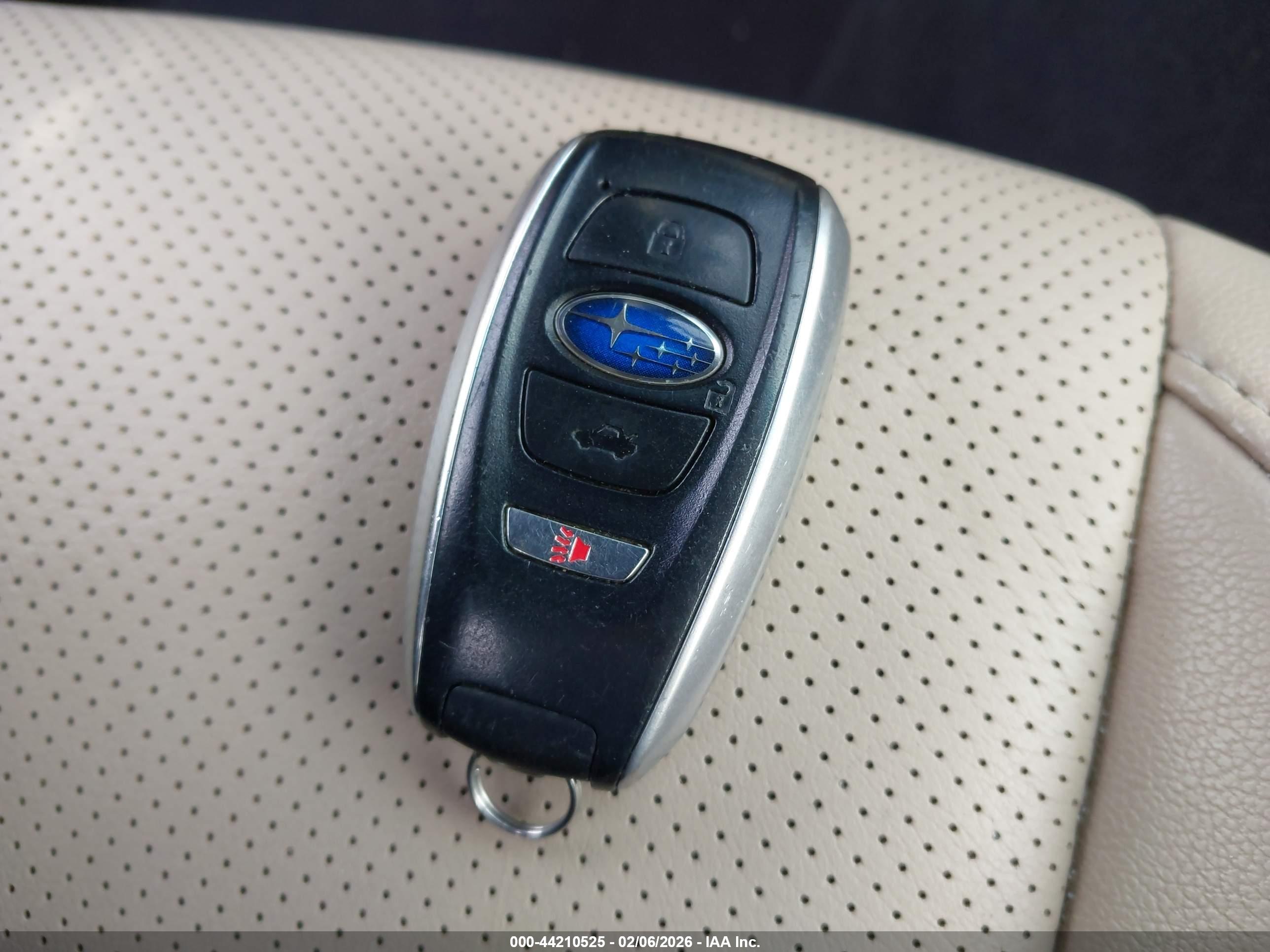 SUBARU OUTBACK image 11