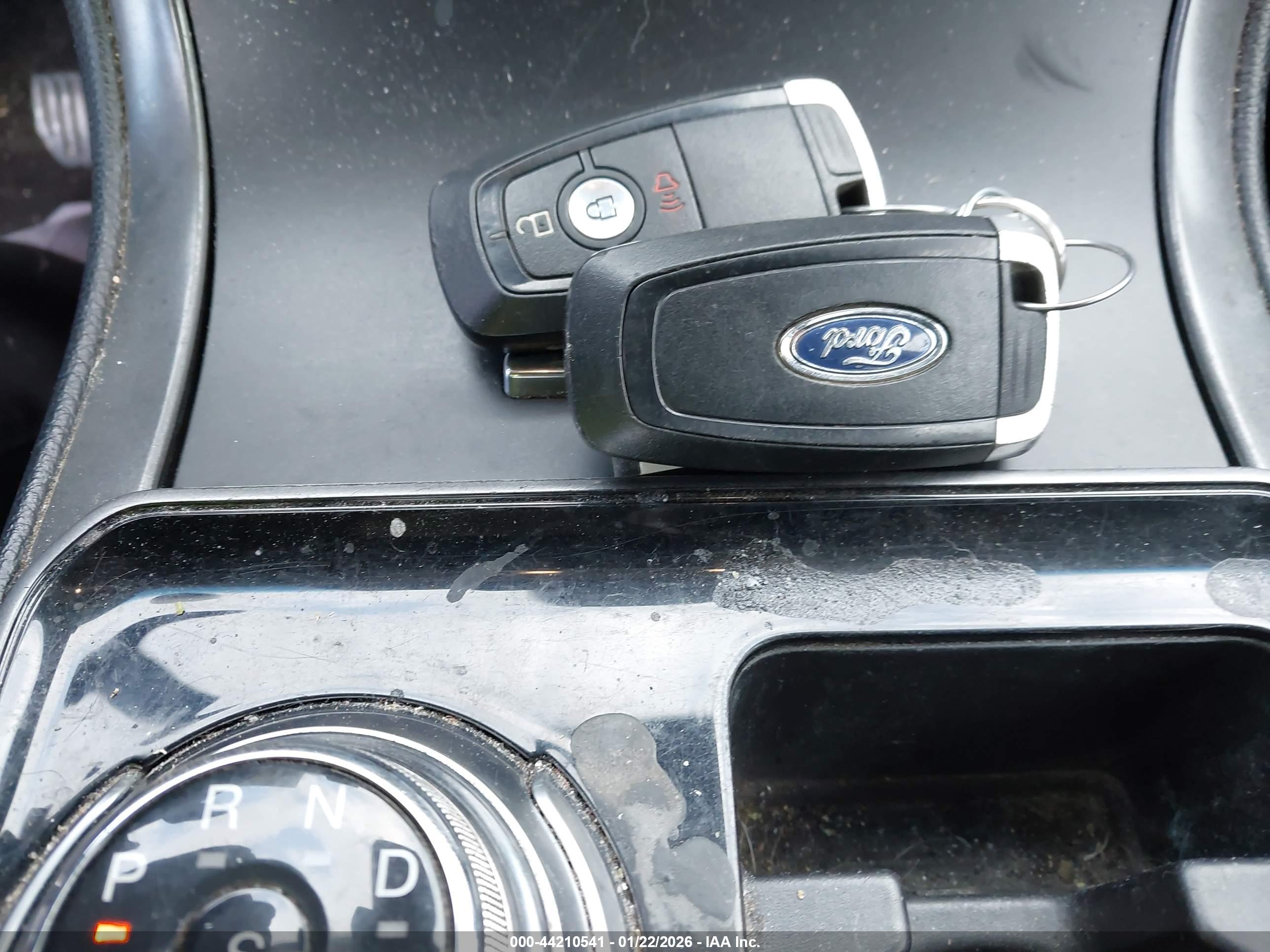FORD EDGE image 11