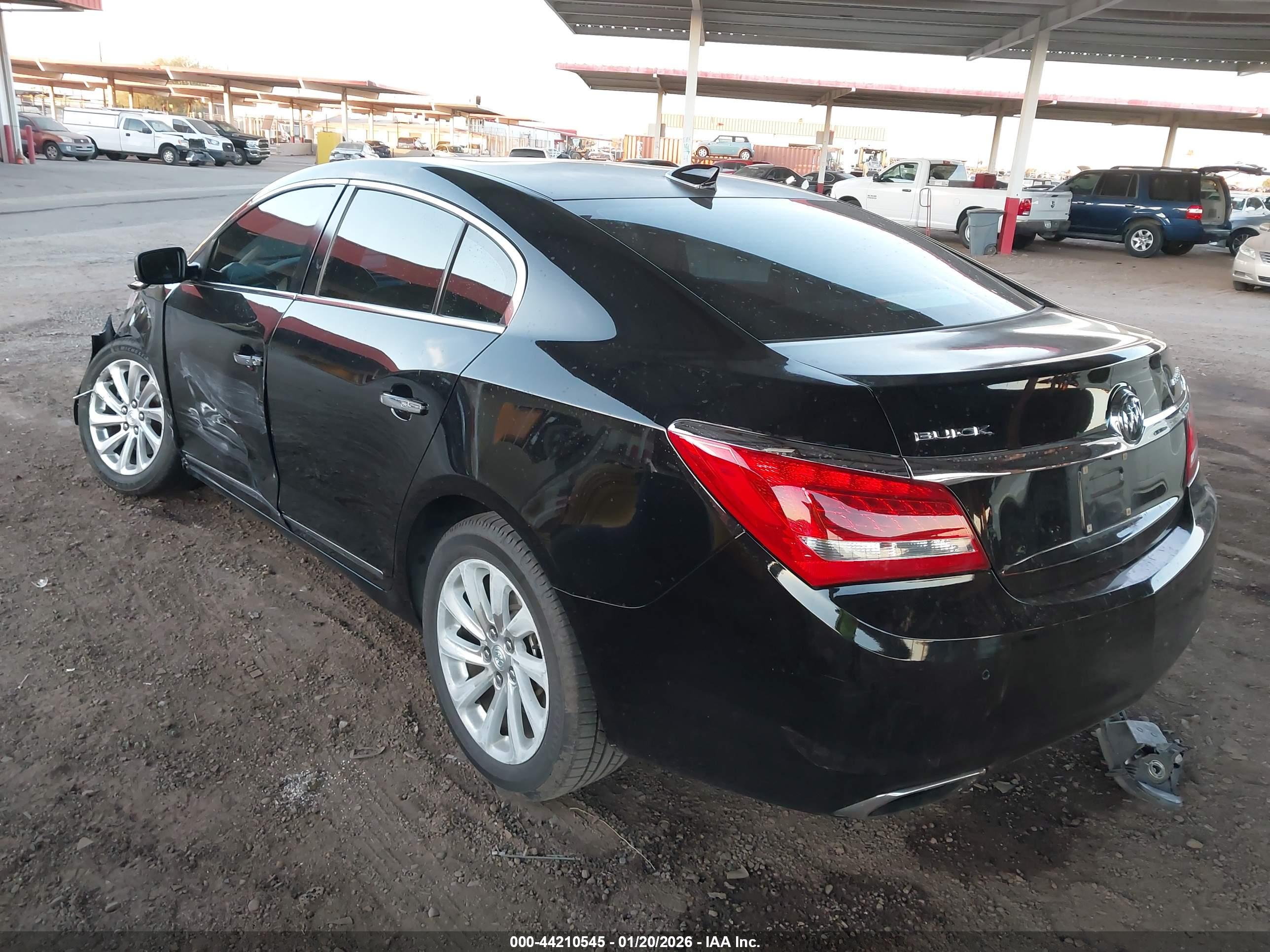 BUICK LACROSSE image 3