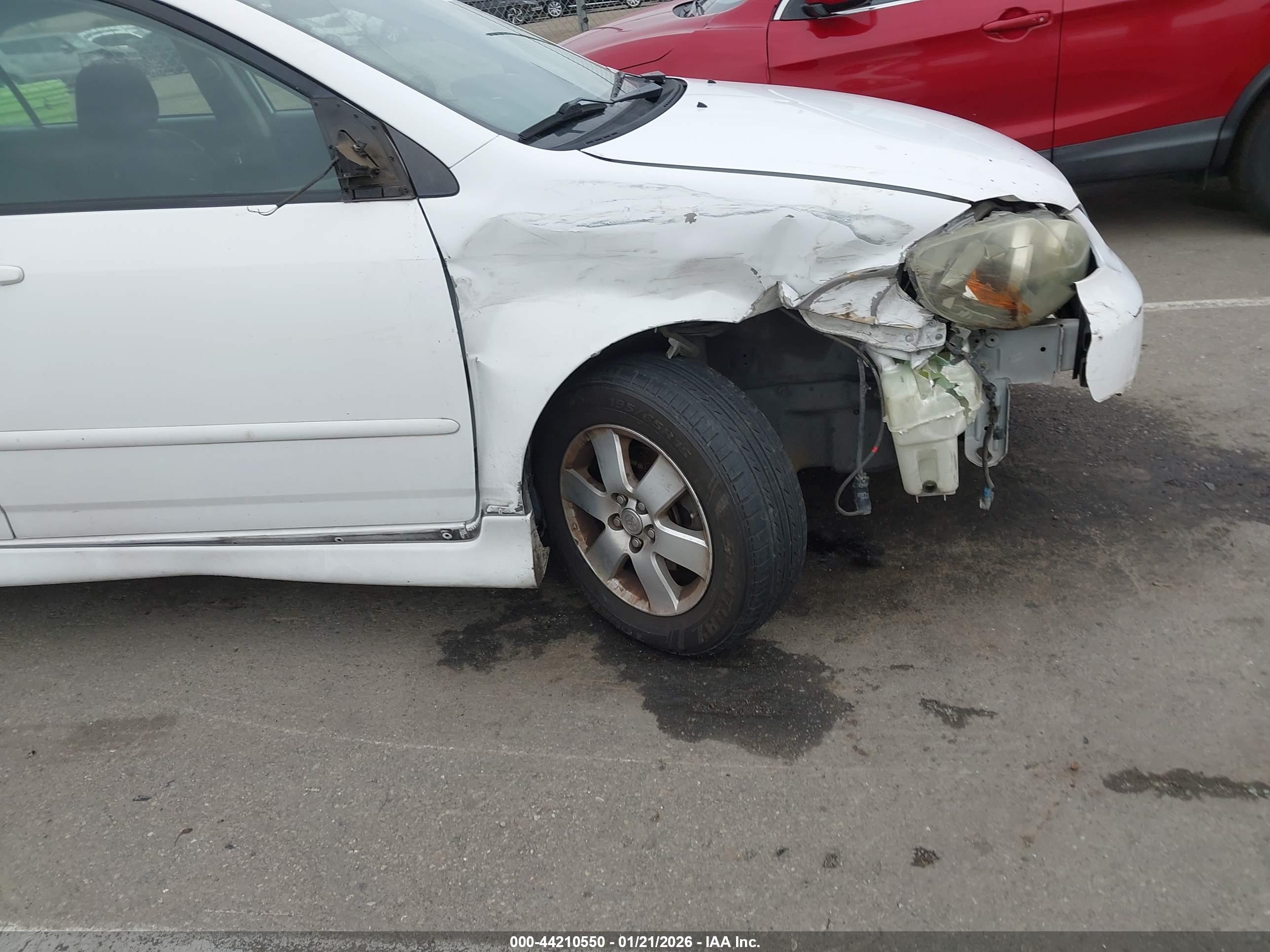 TOYOTA COROLLA image 6