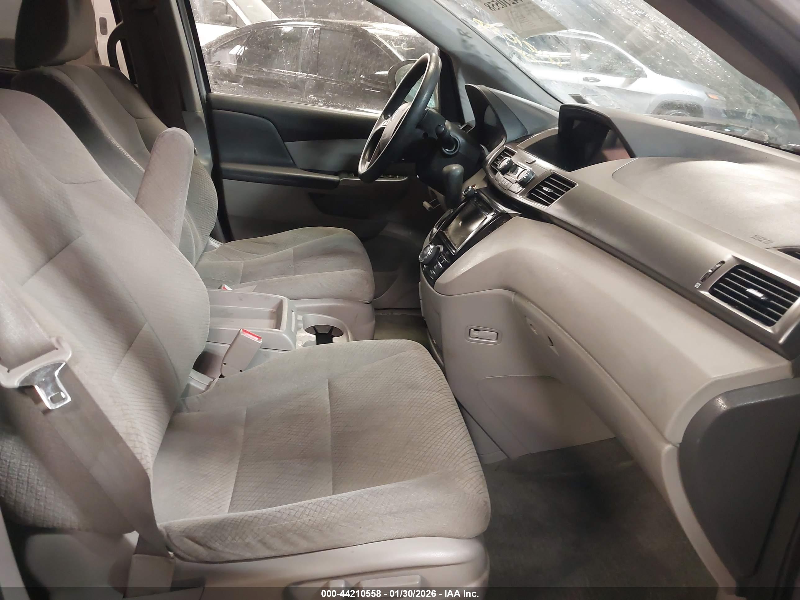 HONDA ODYSSEY image 5