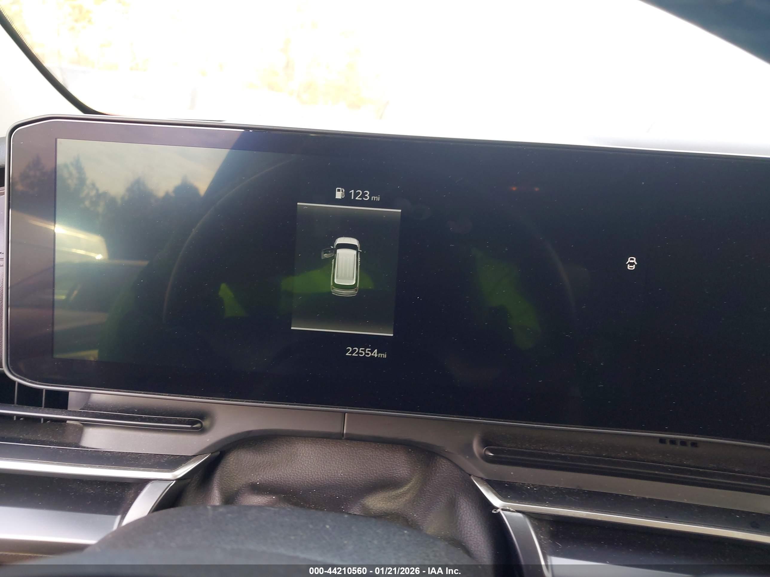 KIA CARNIVAL image 7