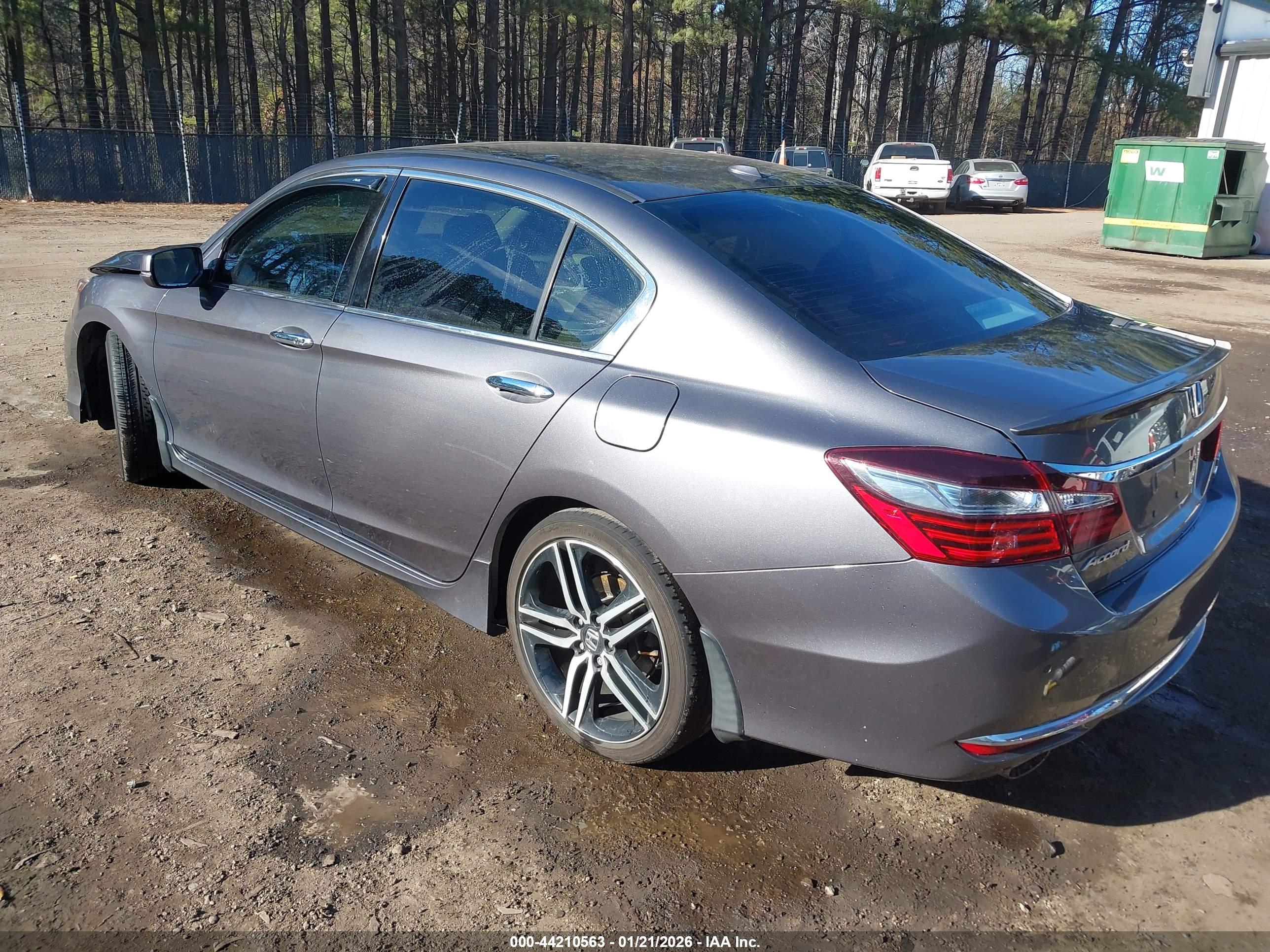 HONDA ACCORD image 3