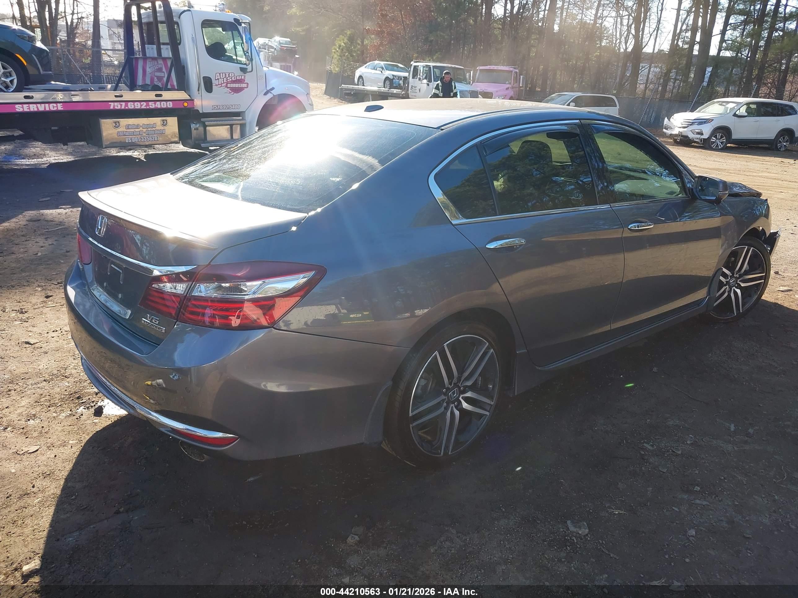 HONDA ACCORD image 4