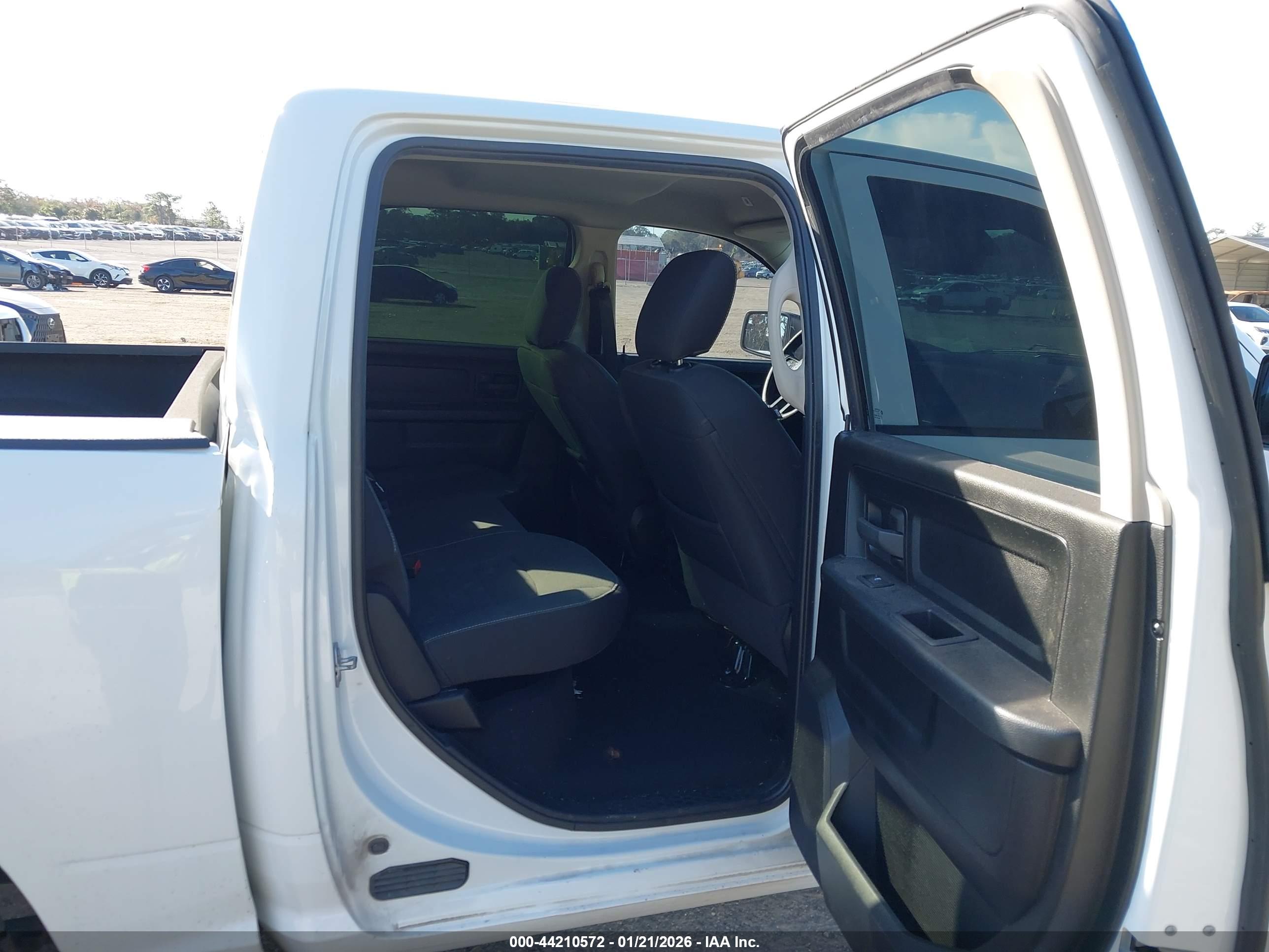 RAM 1500 image 8