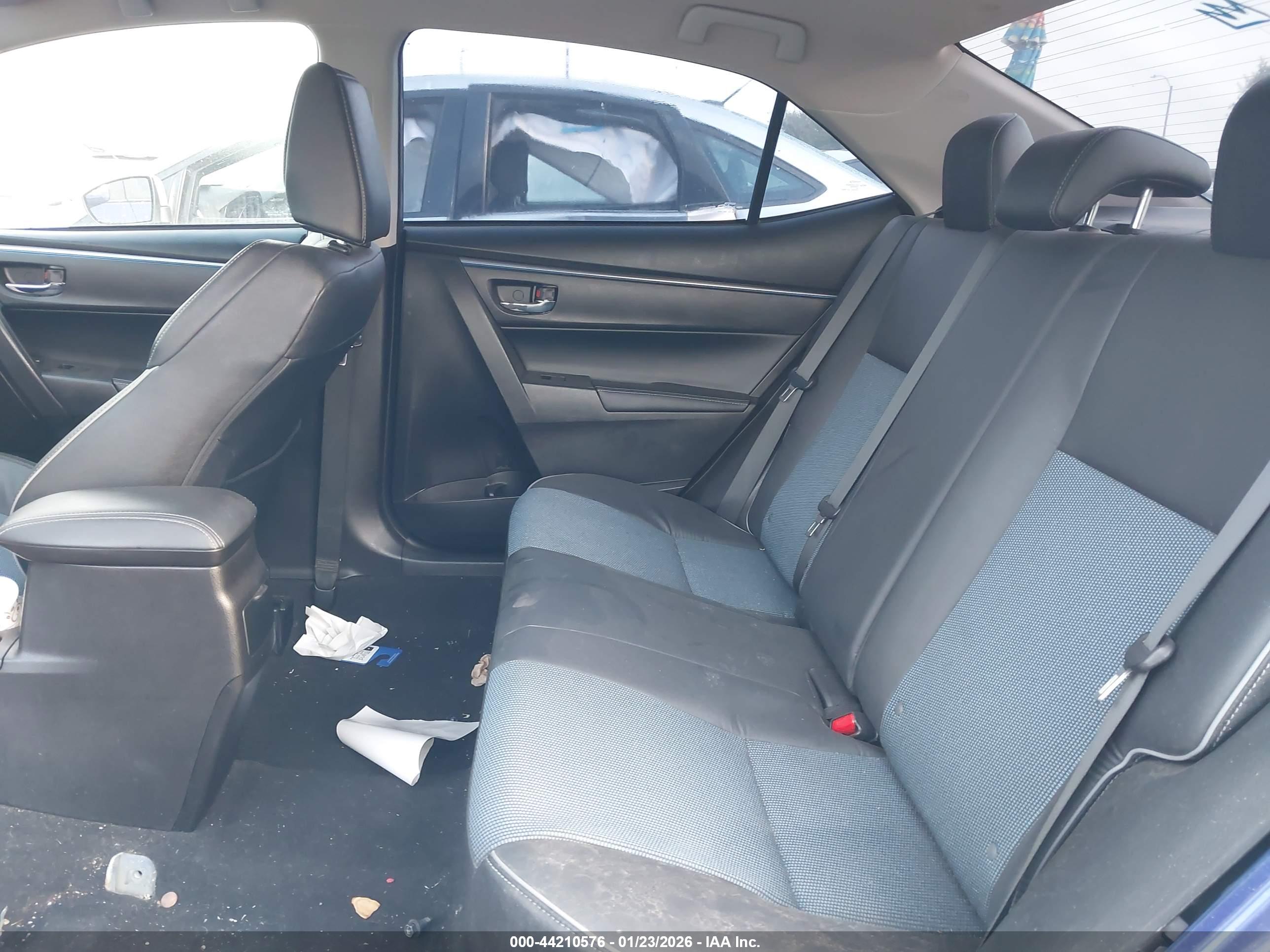 TOYOTA COROLLA image 8