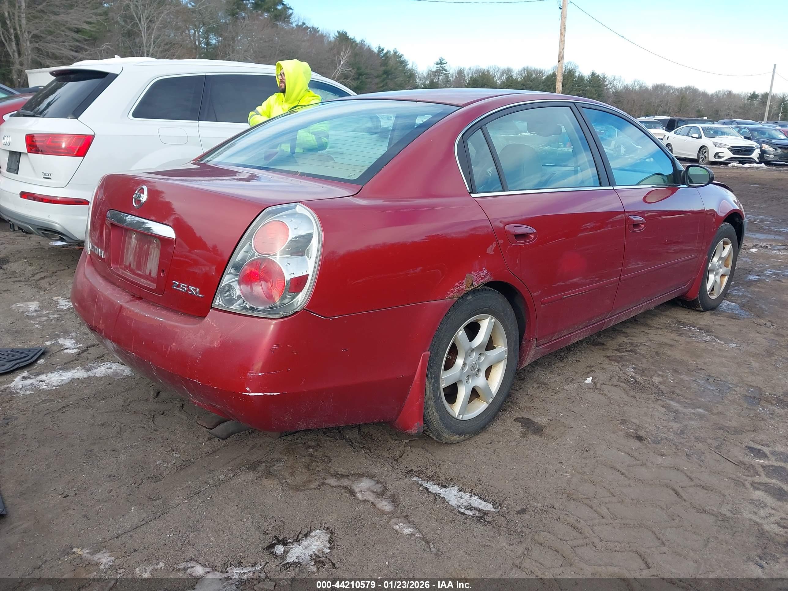 NISSAN ALTIMA image 4