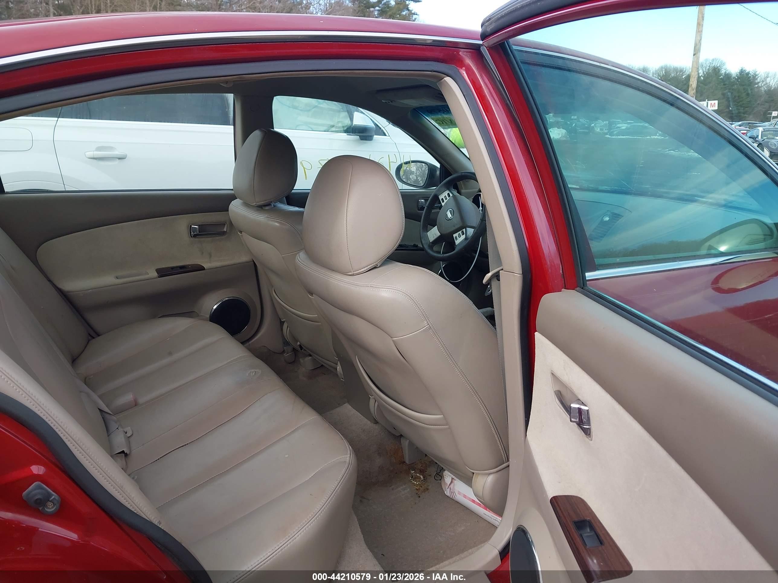 NISSAN ALTIMA image 8