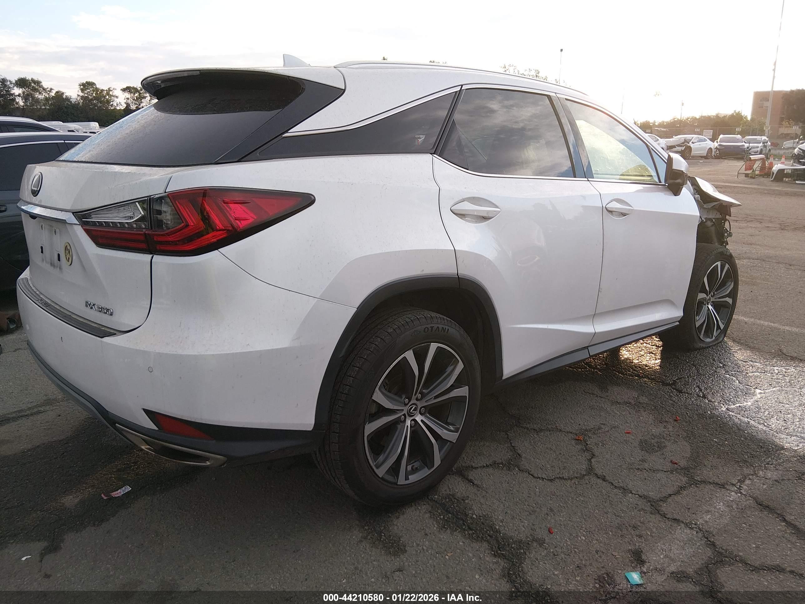 LEXUS RX image 4