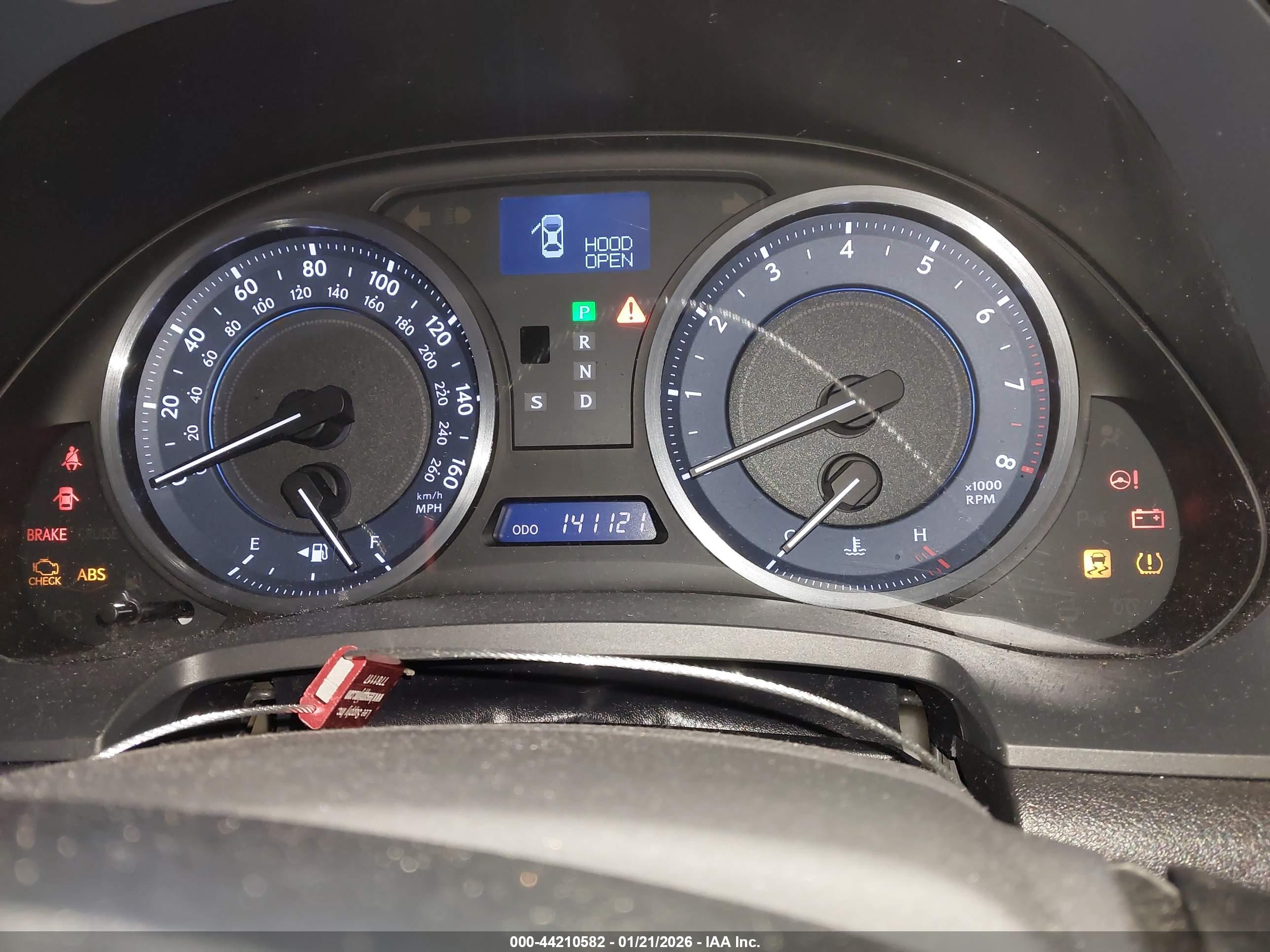 LEXUS IS image 7