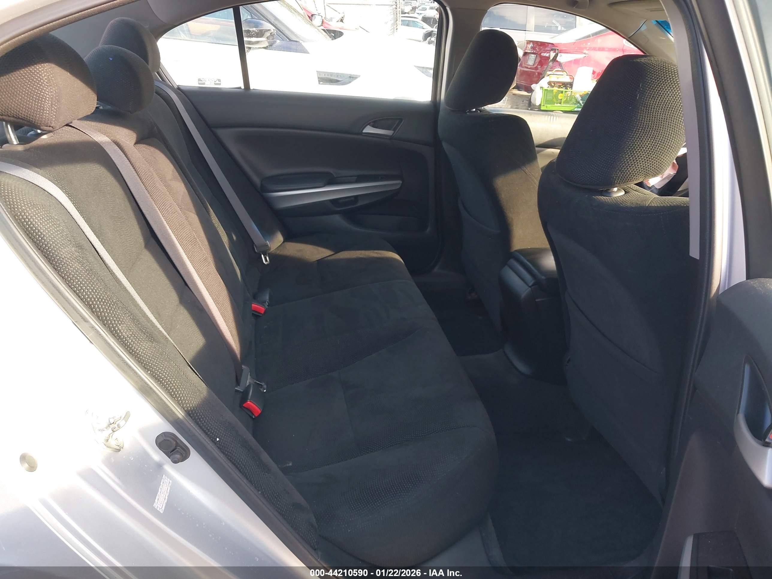 HONDA ACCORD image 8